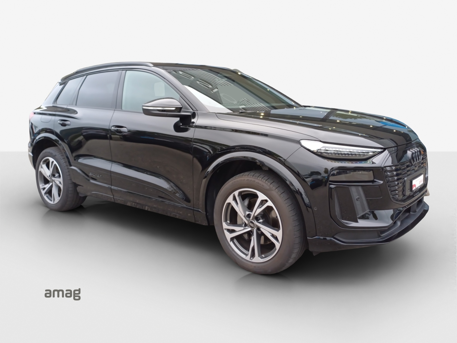 AUDI Q6 e-tron quattro-image-6