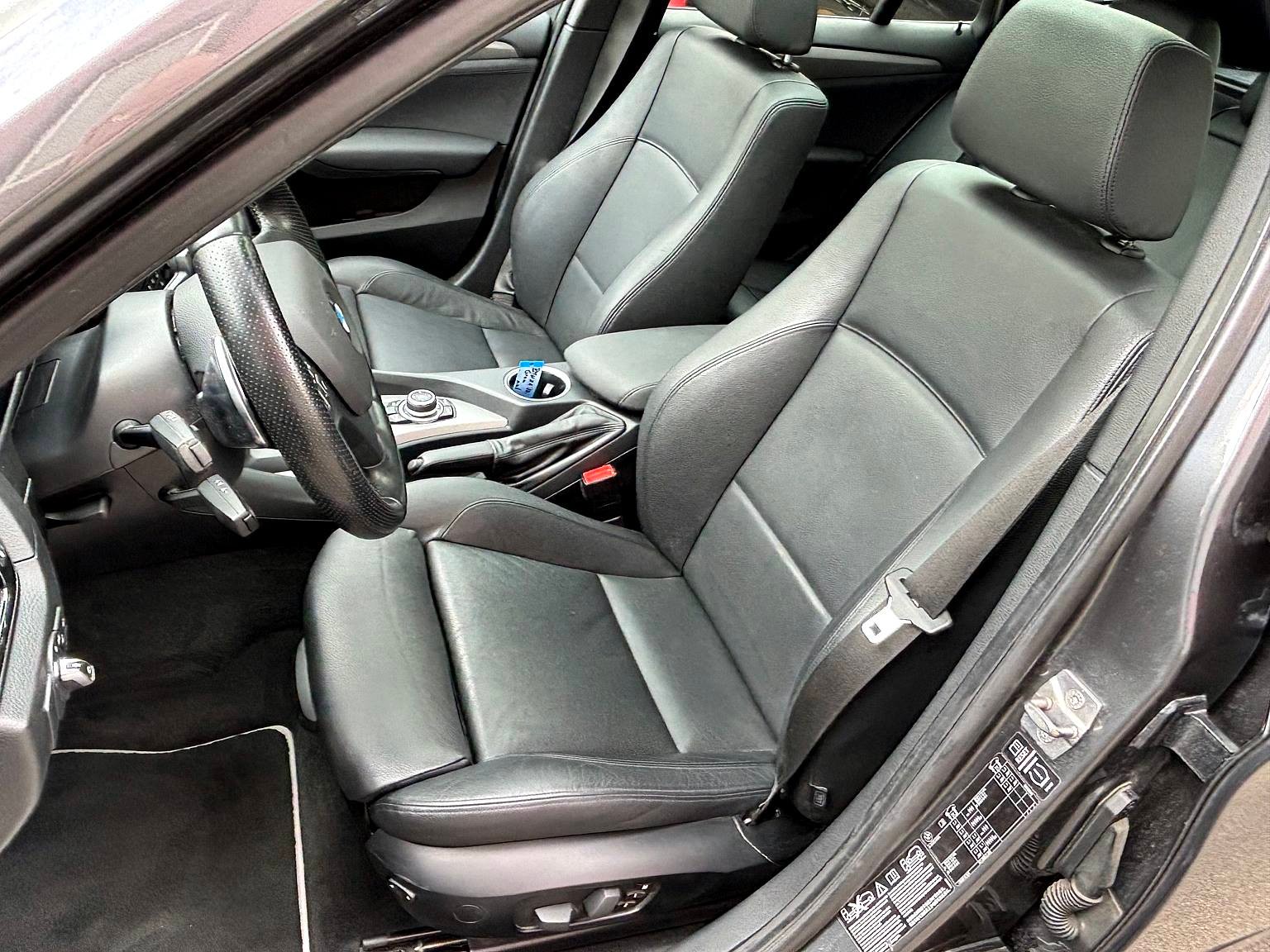 BMW X1 xDrive 28i M Sport Steptronic-image-6