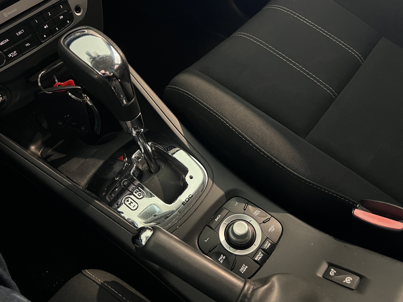 RENAULT Mégane Grandtour 1.5 dCi Expression EDC-image-12
