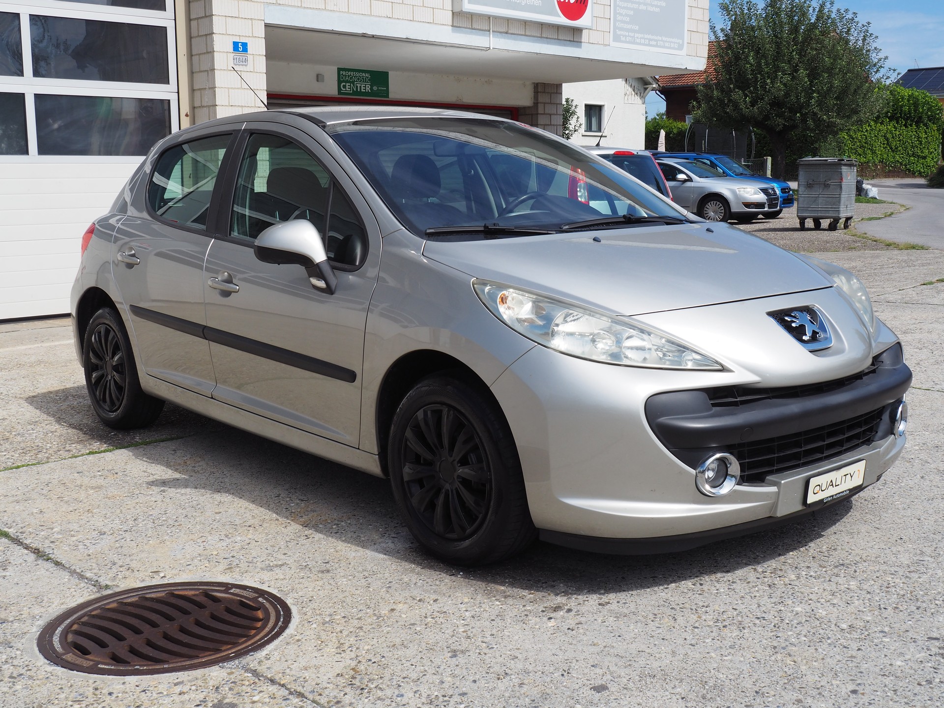 PEUGEOT 207 1.4 16V Look-image-5