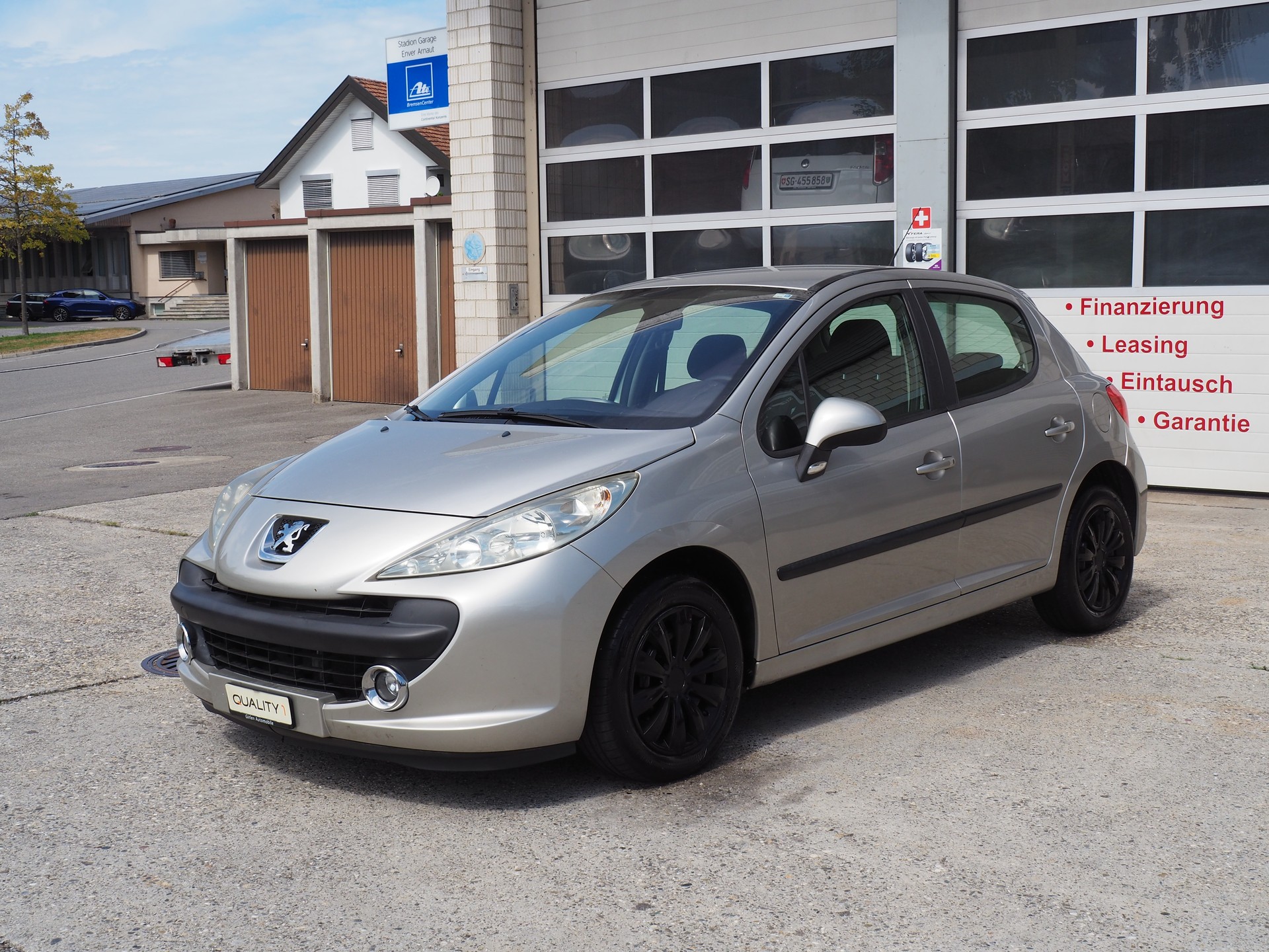PEUGEOT 207 1.4 16V Look-image-0