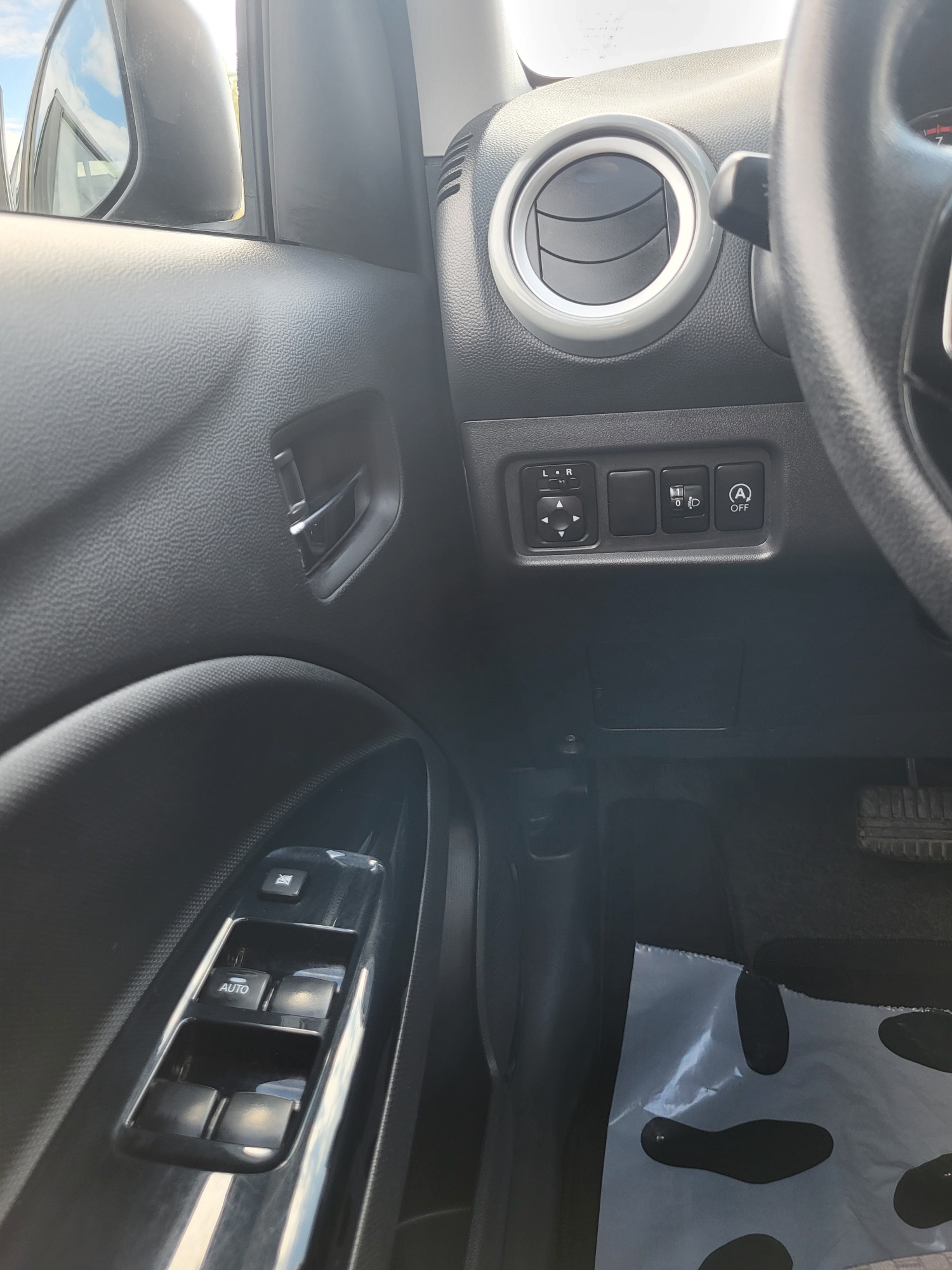 MITSUBISHI Space Star 1.2 Hanami CVT-image-11