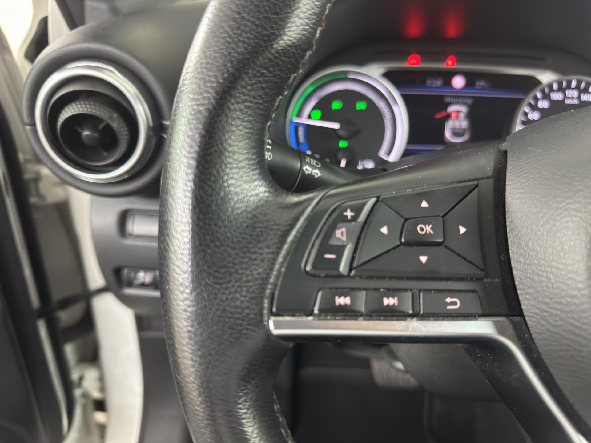 NISSAN Juke 1.6 FHEV Tekna-image-23