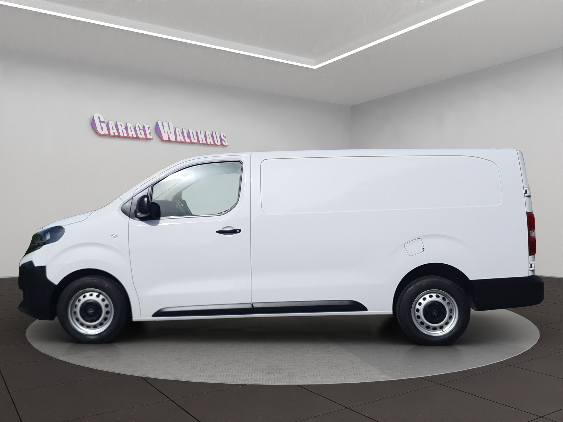 OPEL Vivaro Cargo 2.0 D s/s XL EN Aut.-image-4