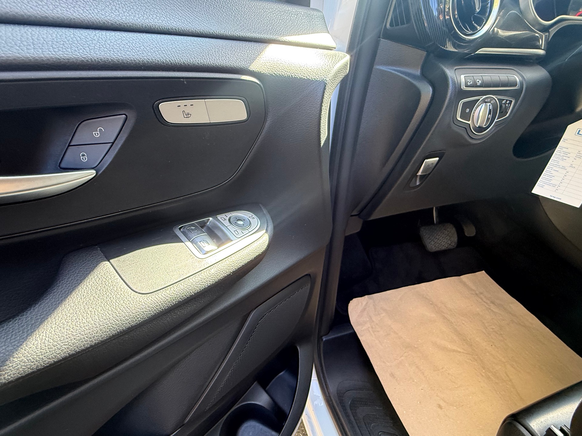 MERCEDES-BENZ V 220 d Trend lang 4Matic 9G-Tronic-image-10