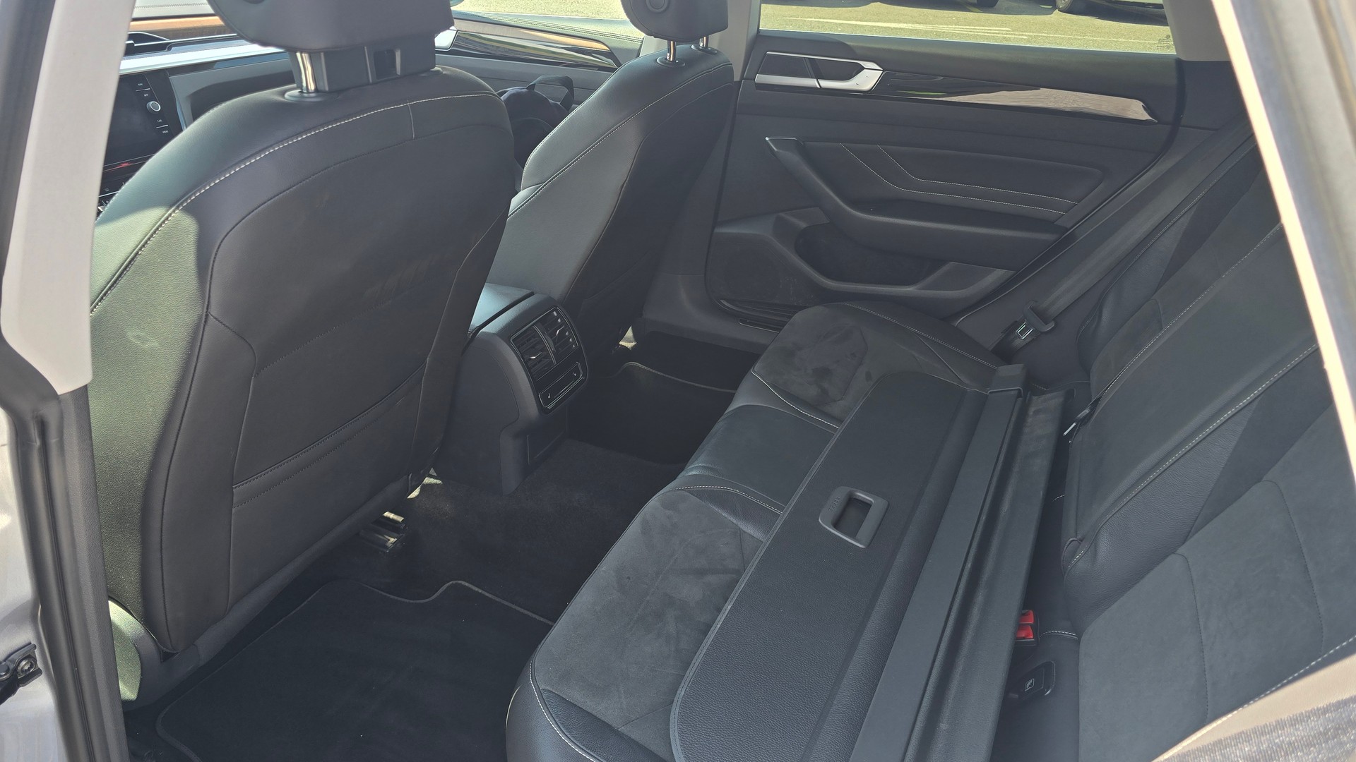 VW Arteon SB 2.0 TDI Elegance 4Motion DSG-image-13