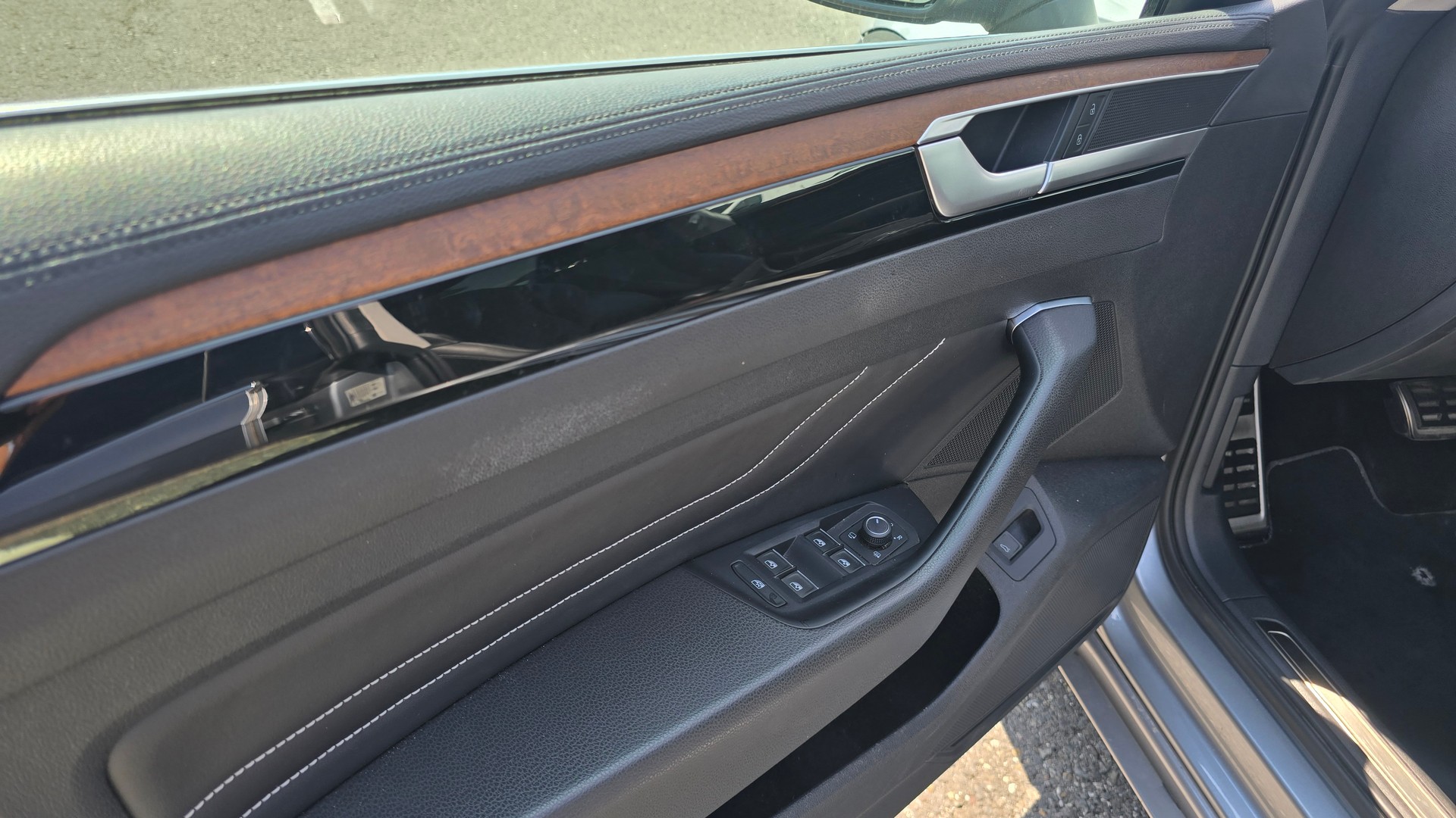 VW Arteon SB 2.0 TDI Elegance 4Motion DSG-image-19