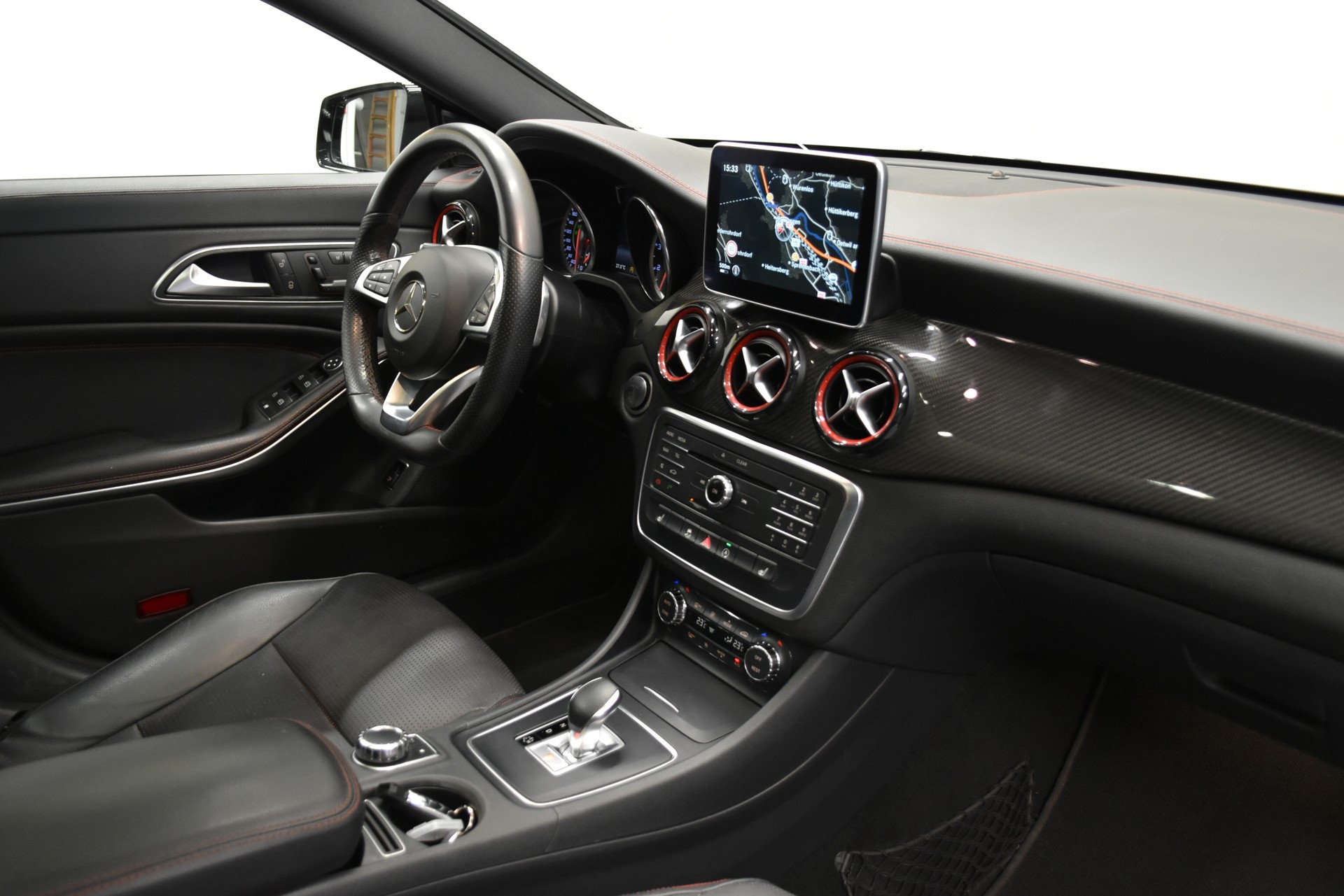 MERCEDES-BENZ CLA 45 AMG 4Matic Speedshift-image-3