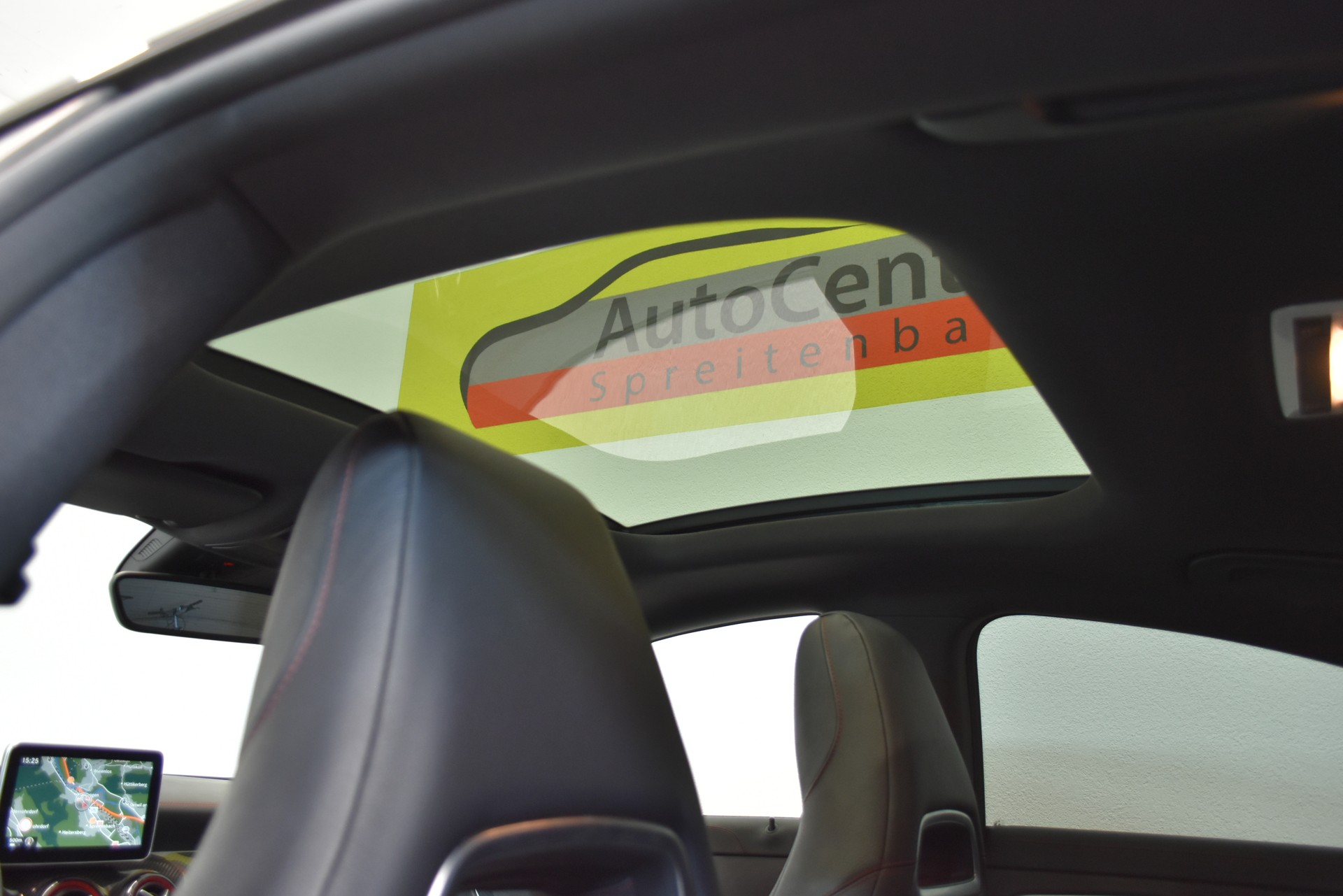 MERCEDES-BENZ CLA 45 AMG 4Matic Speedshift-image-7
