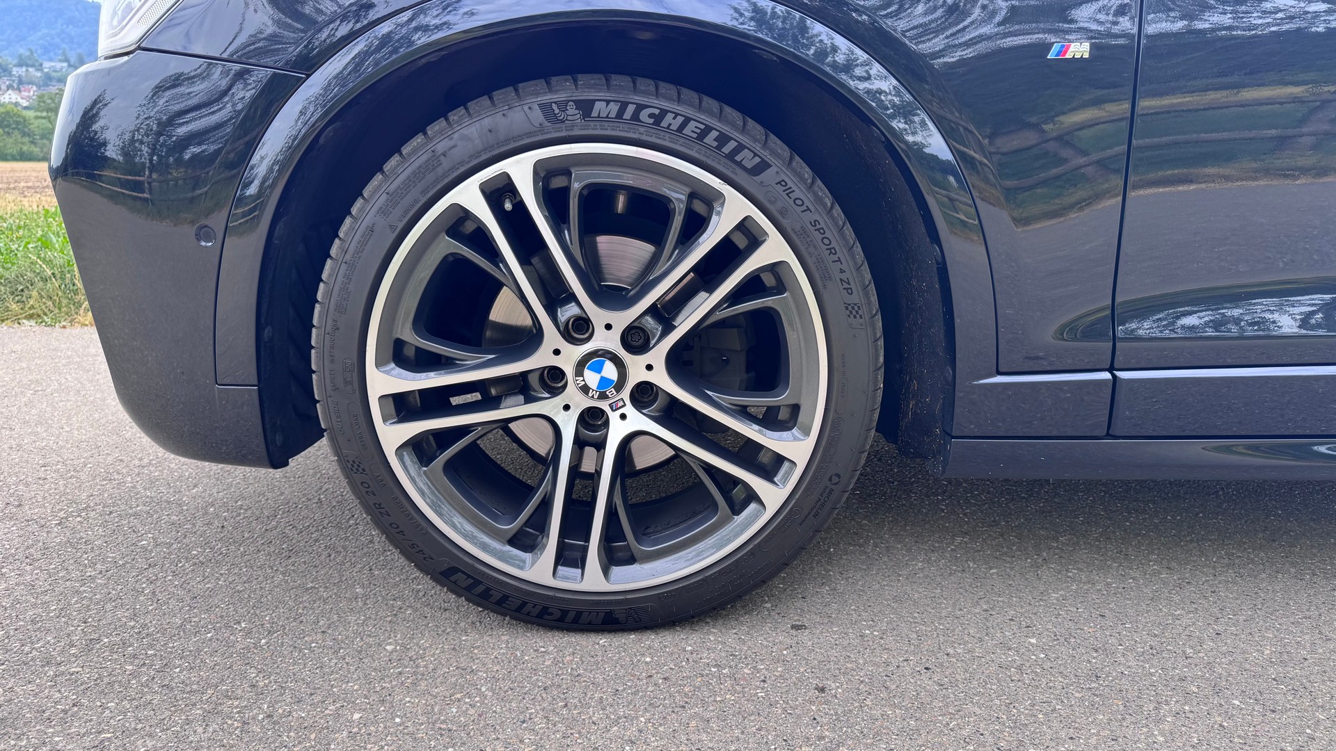 BMW xDrive 35D Steptronic M-Sport Paket / Elk AHK / Panoramadach / HARMAN KARDON / Top Ausgestattet / Frisch Ab MFK-image-7
