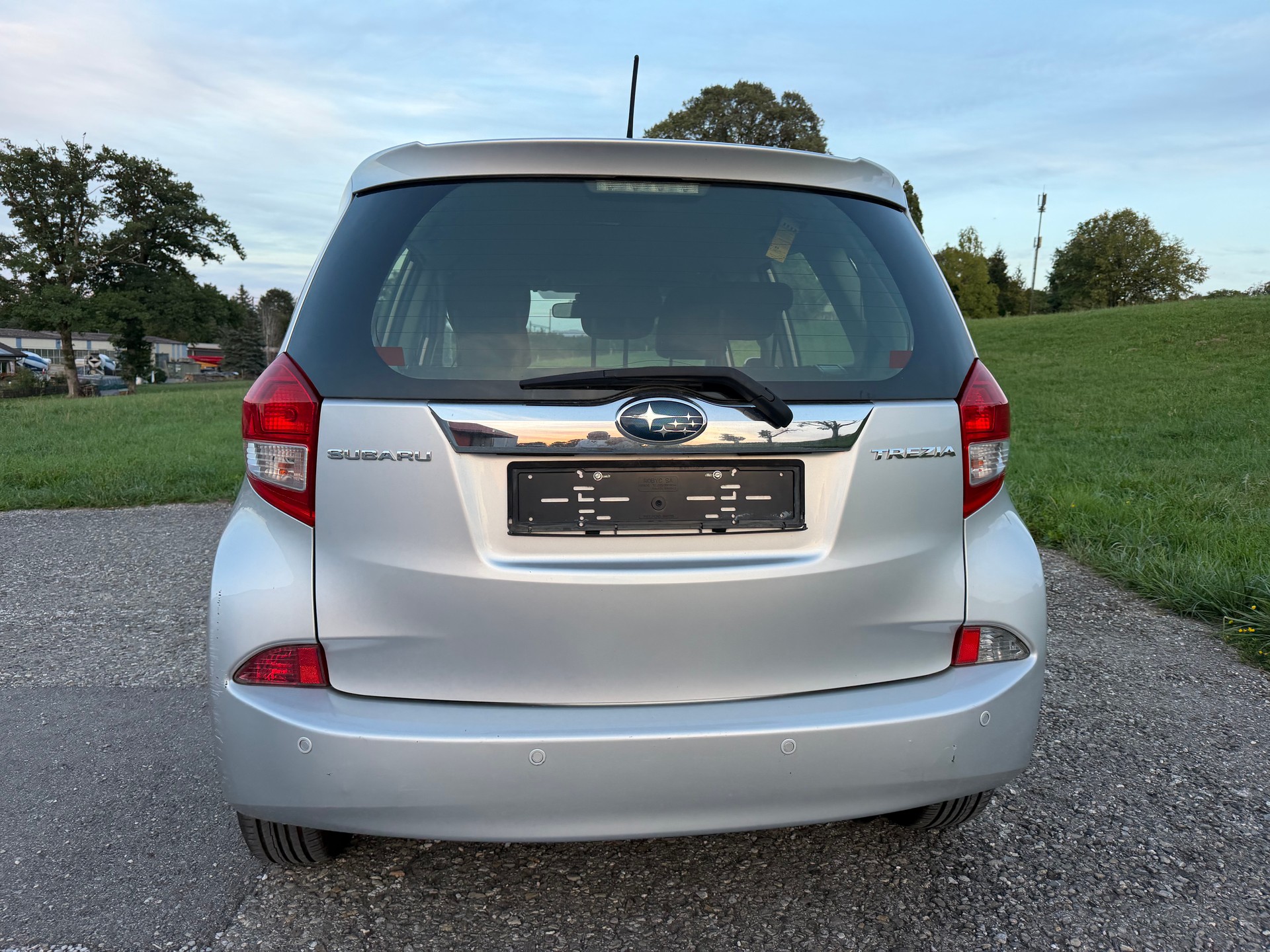 SUBARU Trezia 1.4D Swiss Automatic-image-3