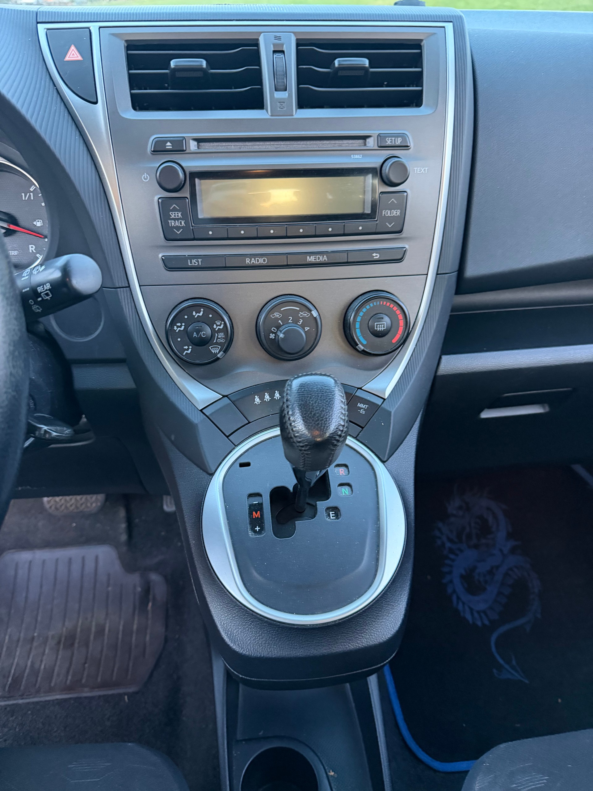 SUBARU Trezia 1.4D Swiss Automatic-image-4