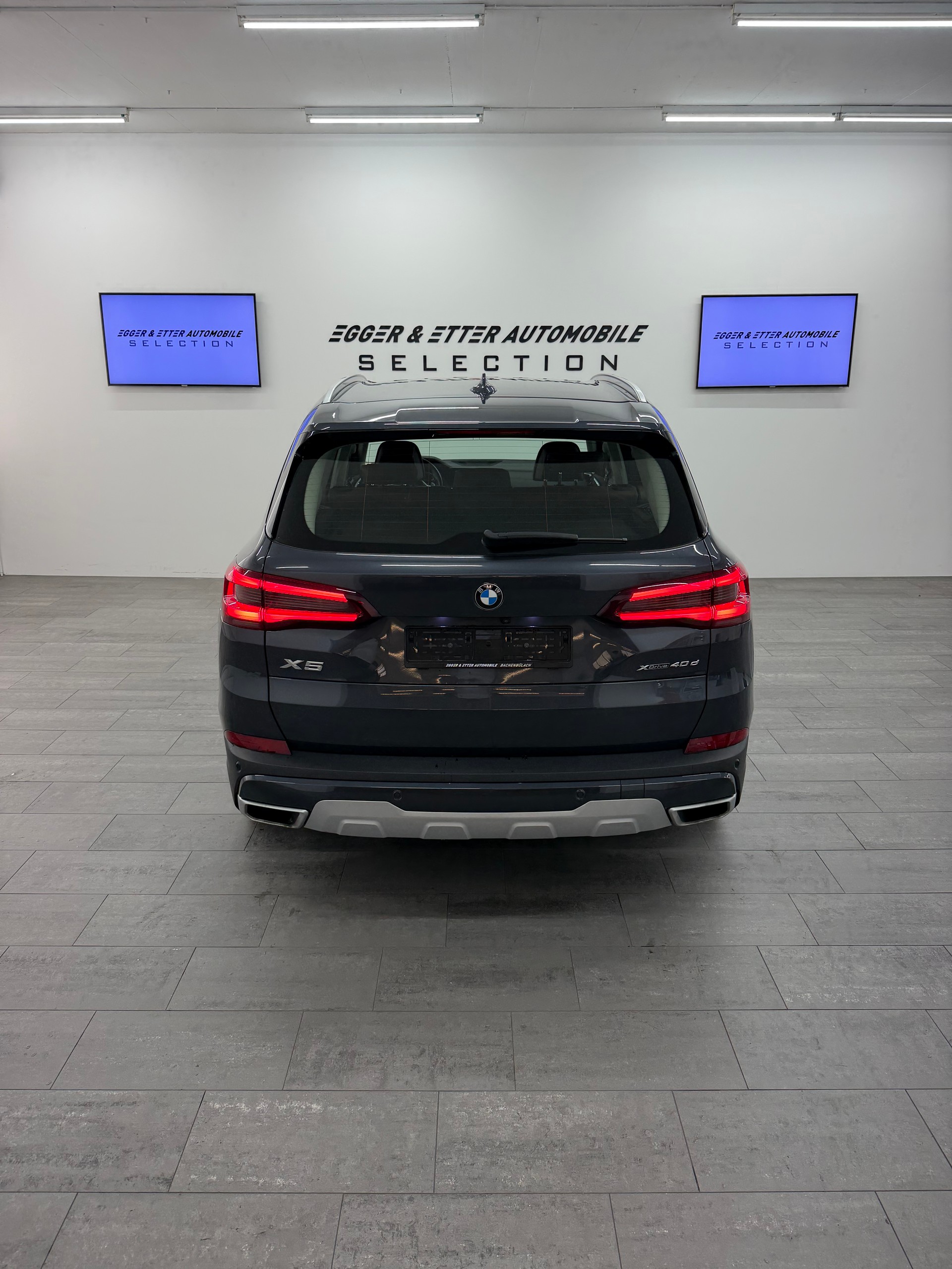 BMW X5-image-4