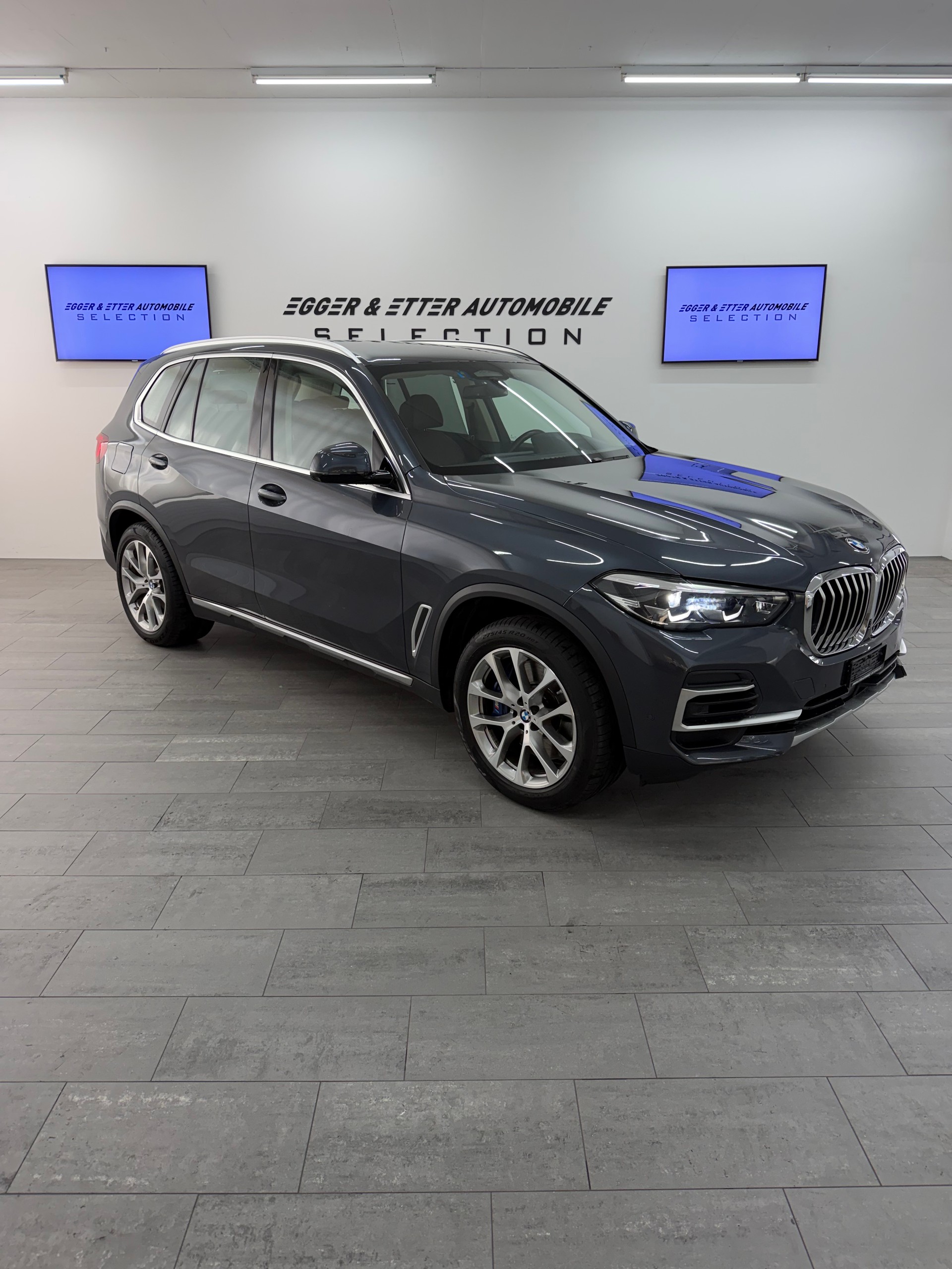 BMW X5-image-2