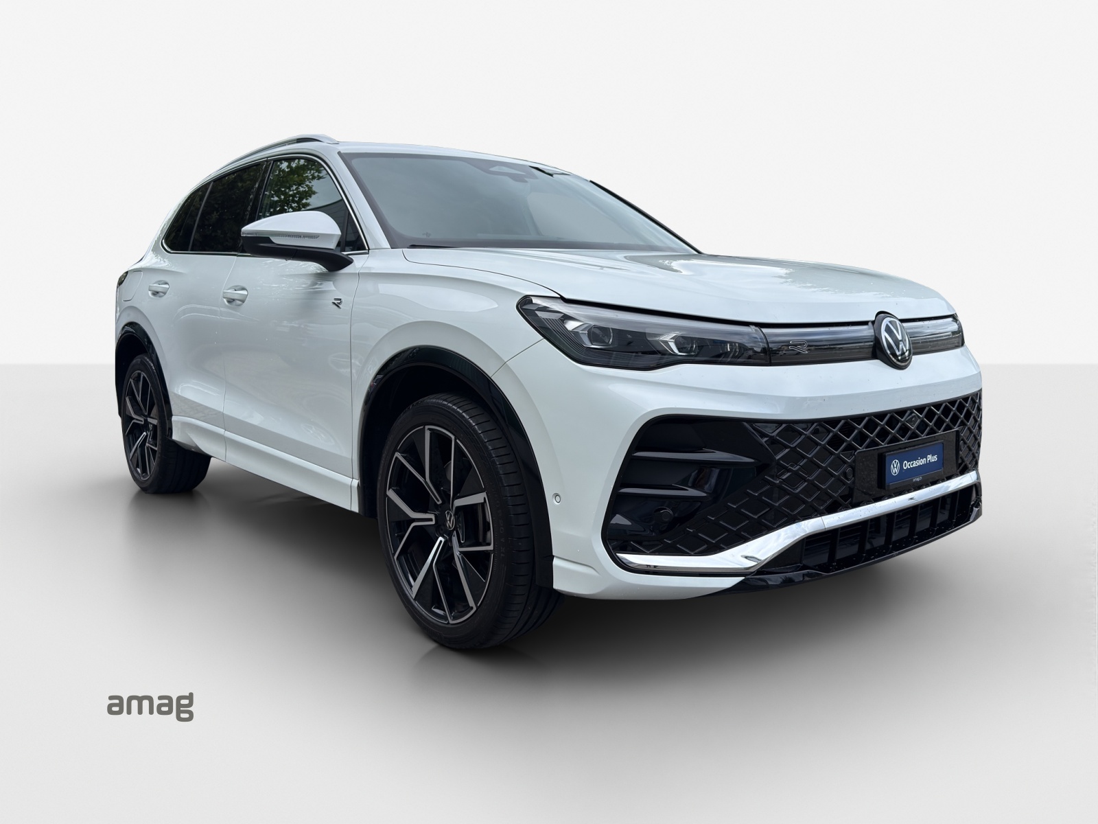 VW Tiguan 2.0 TDI SCR R-Line 4Motion DSG-image-5