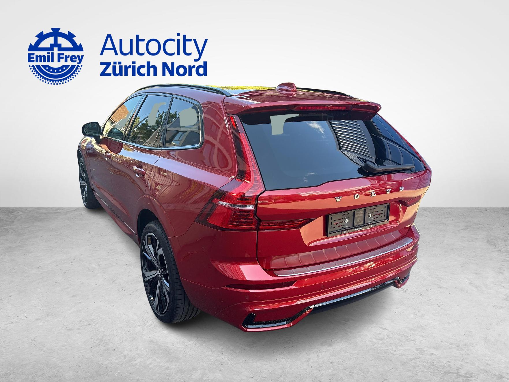 VOLVO XC60 2.0 T8 TE Ultimate Dark eAWD-image-2