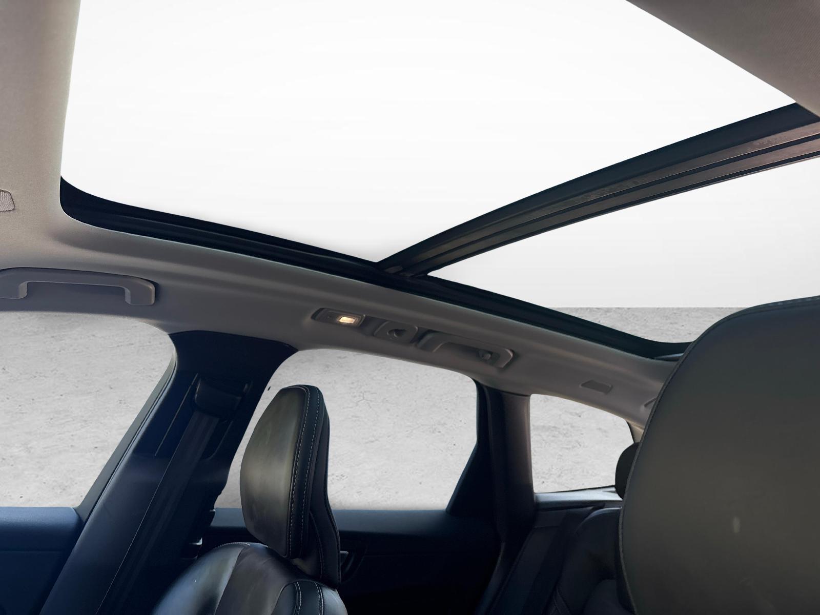 VOLVO XC60 2.0 T8 TE Ultimate Dark eAWD-image-12