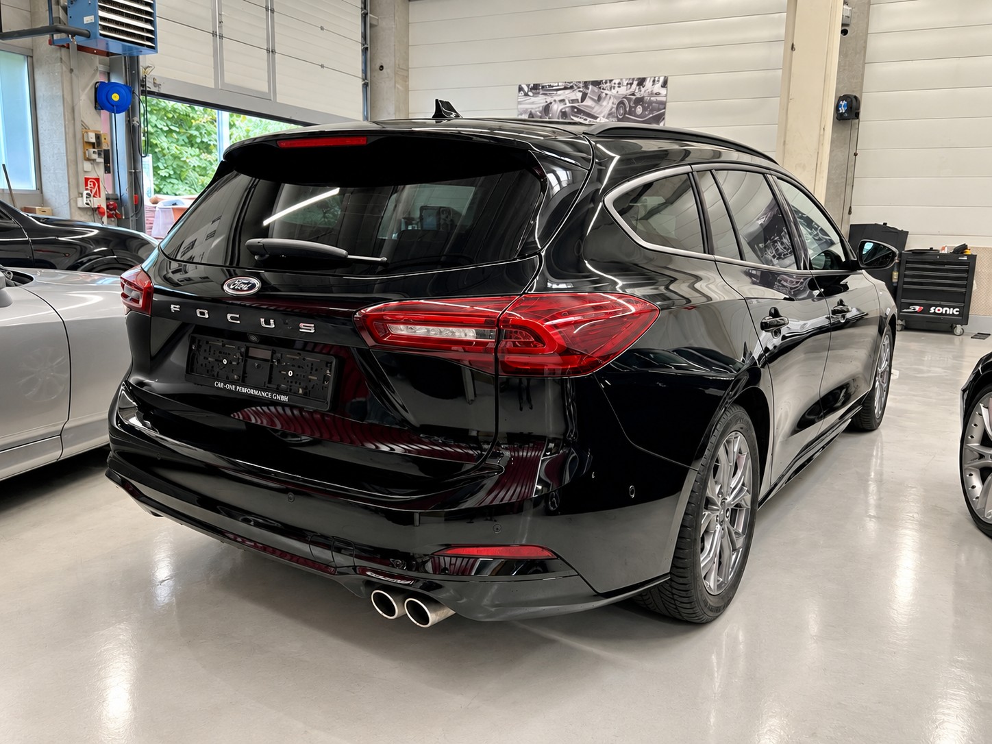 FORD Focus 1.5 EcoBlue TDCi ST-Line X Automatic-image-2