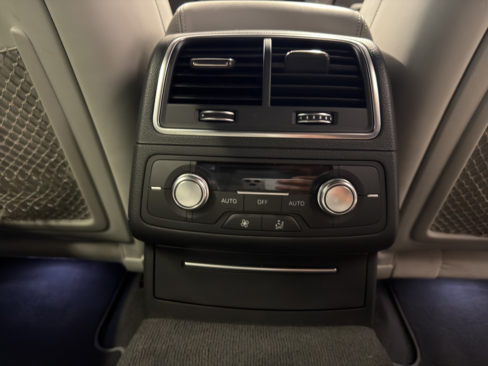 AUDI A6 Avant 3.0 BiTDI V6 qu. competition tiptronic ABT 364 PS-image-18