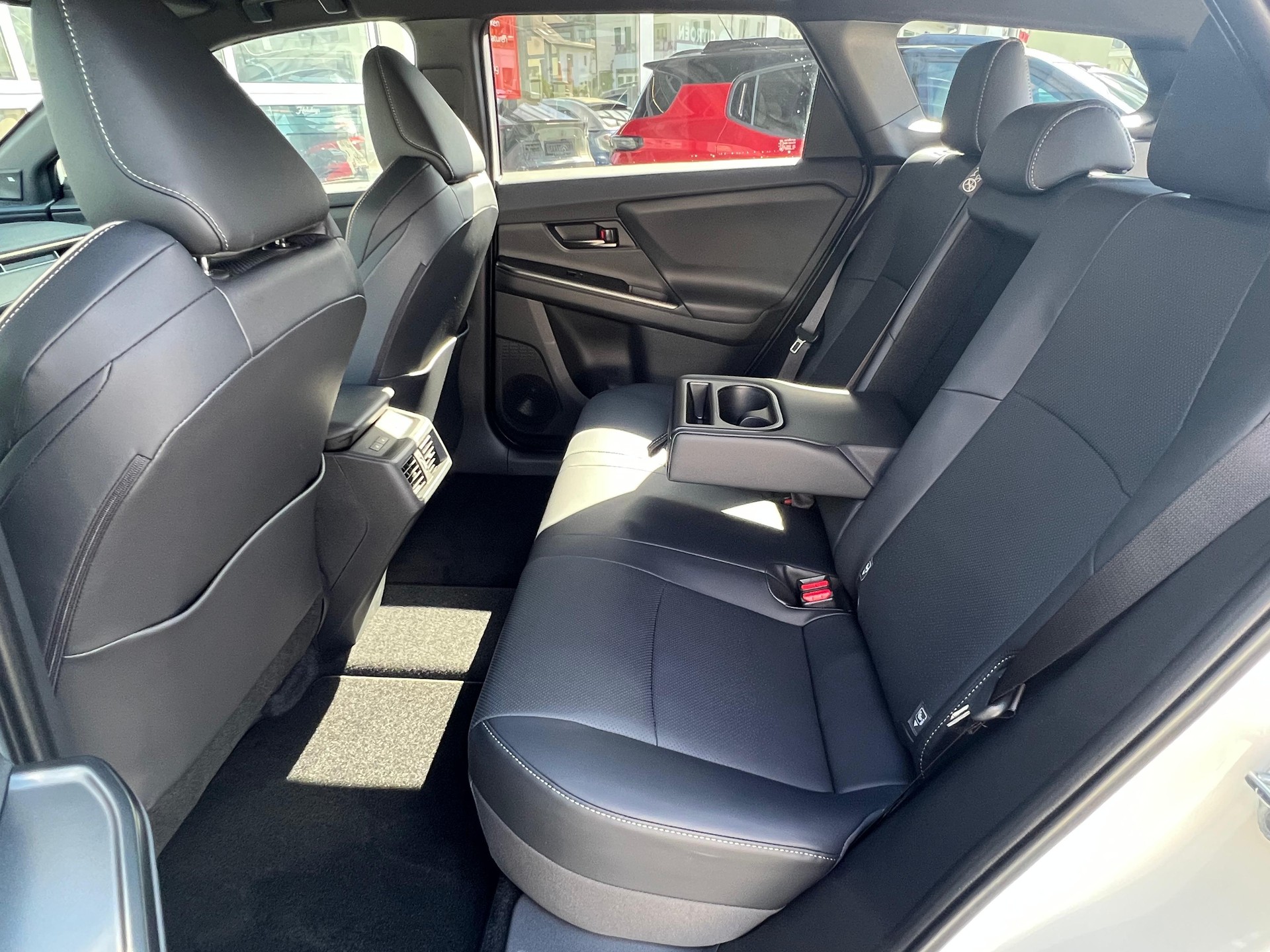 TOYOTA bZ4X Touring Premium AWD-image-10
