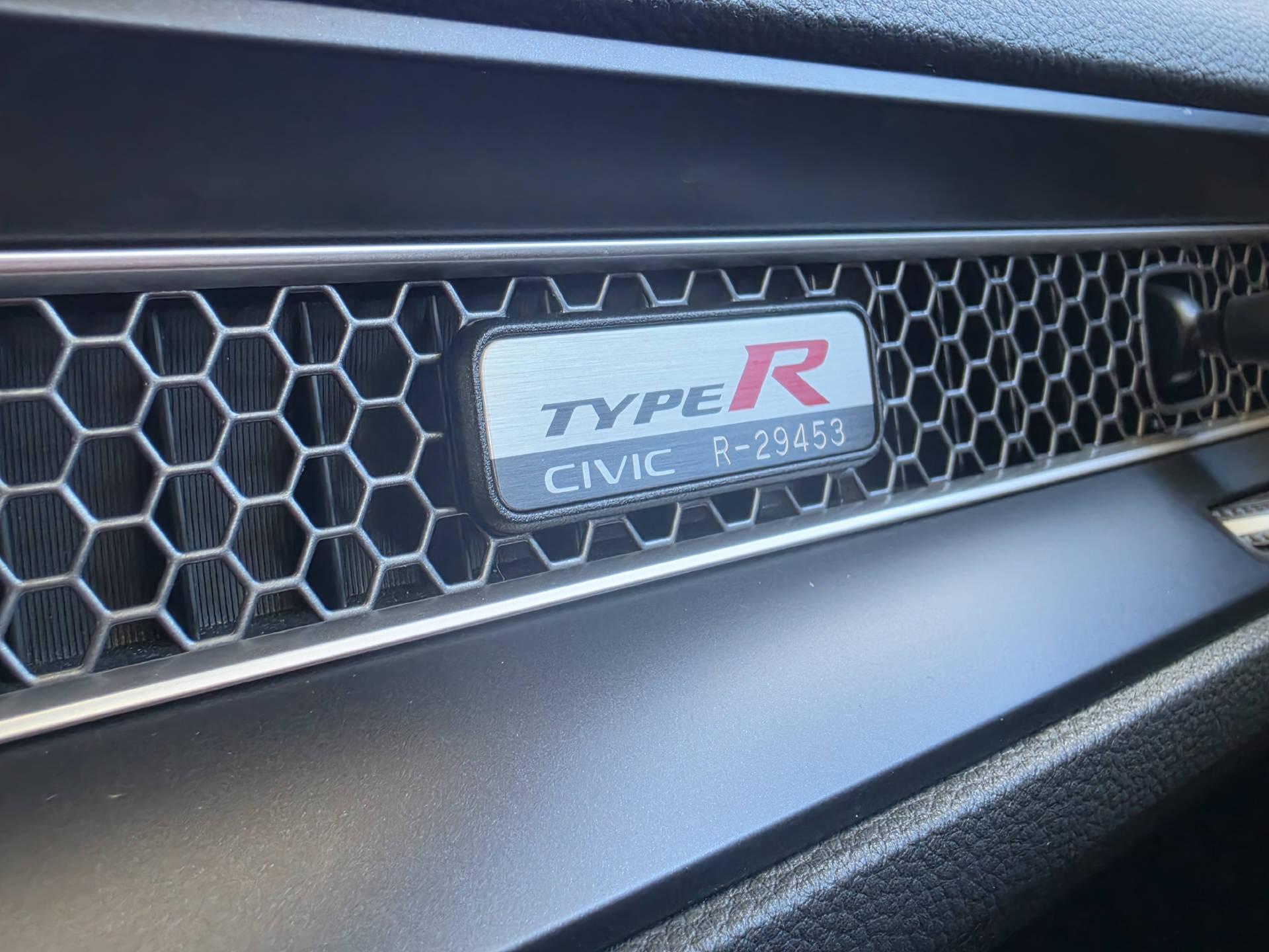 HONDA Civic 2.0 VTEC Type R 50th Anniversary-image-26