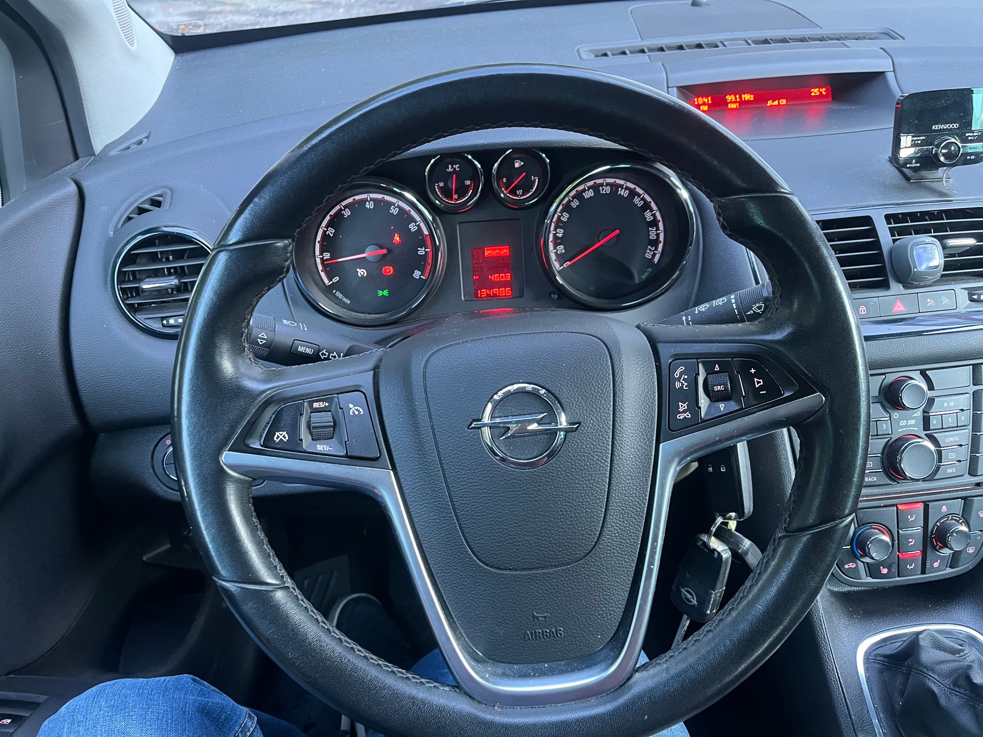 OPEL Meriva 1.4 Turbo Cosmo-image-8