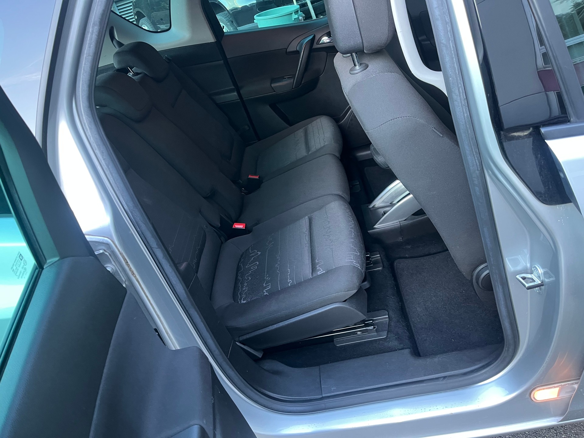 OPEL Meriva 1.4 Turbo Cosmo-image-11