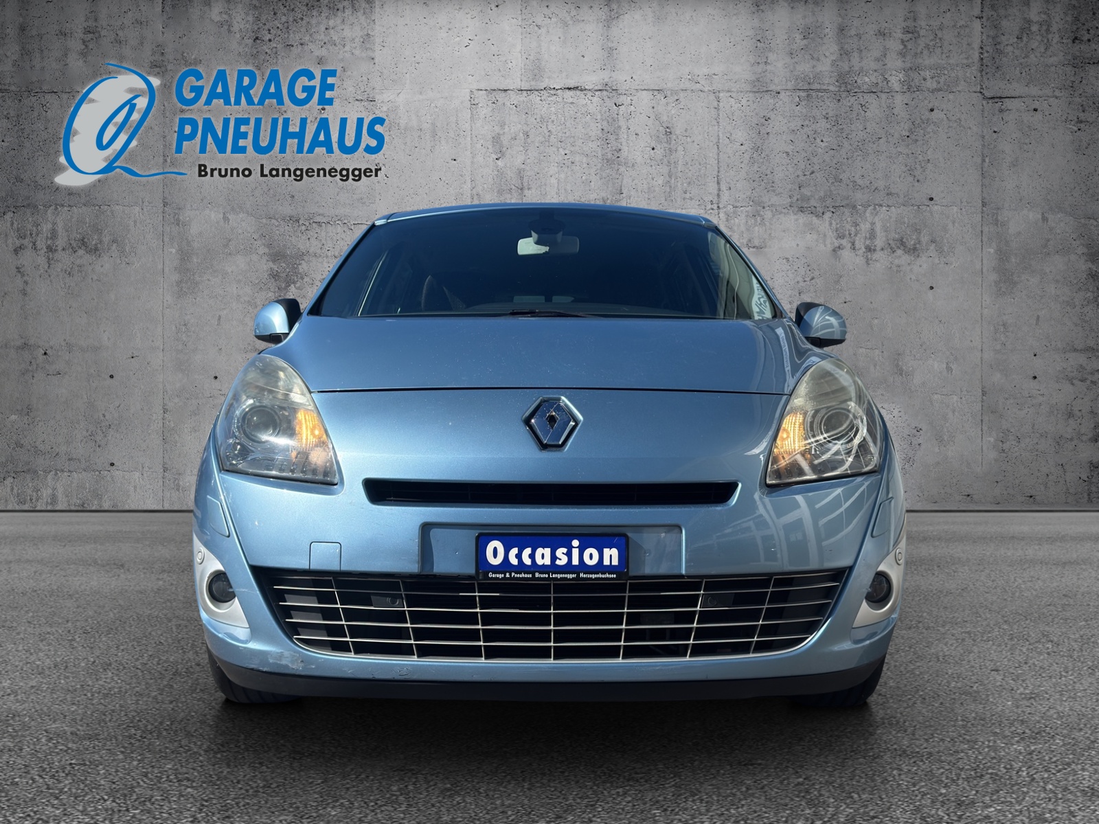 RENAULT Scénic 2.0 16V Dynamique X-Tronic CVT-image-2