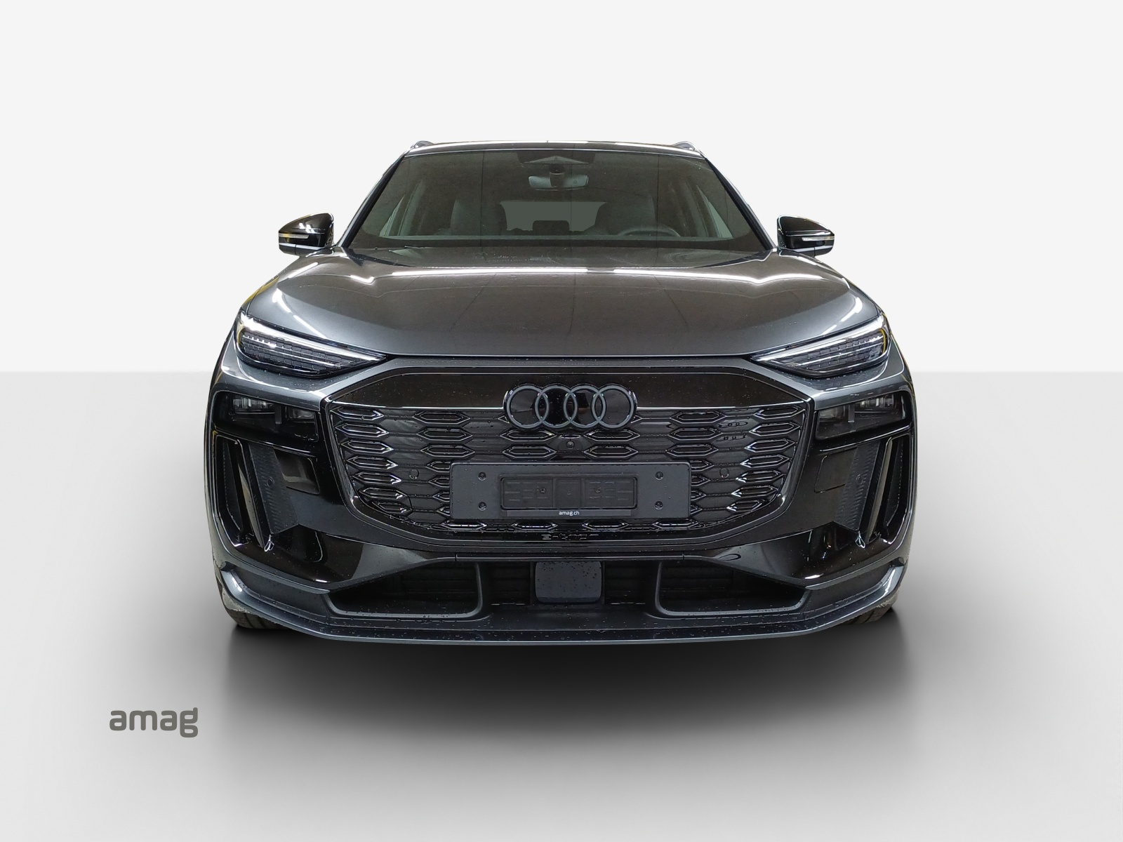 AUDI Q6 e-tron quattro-image-6