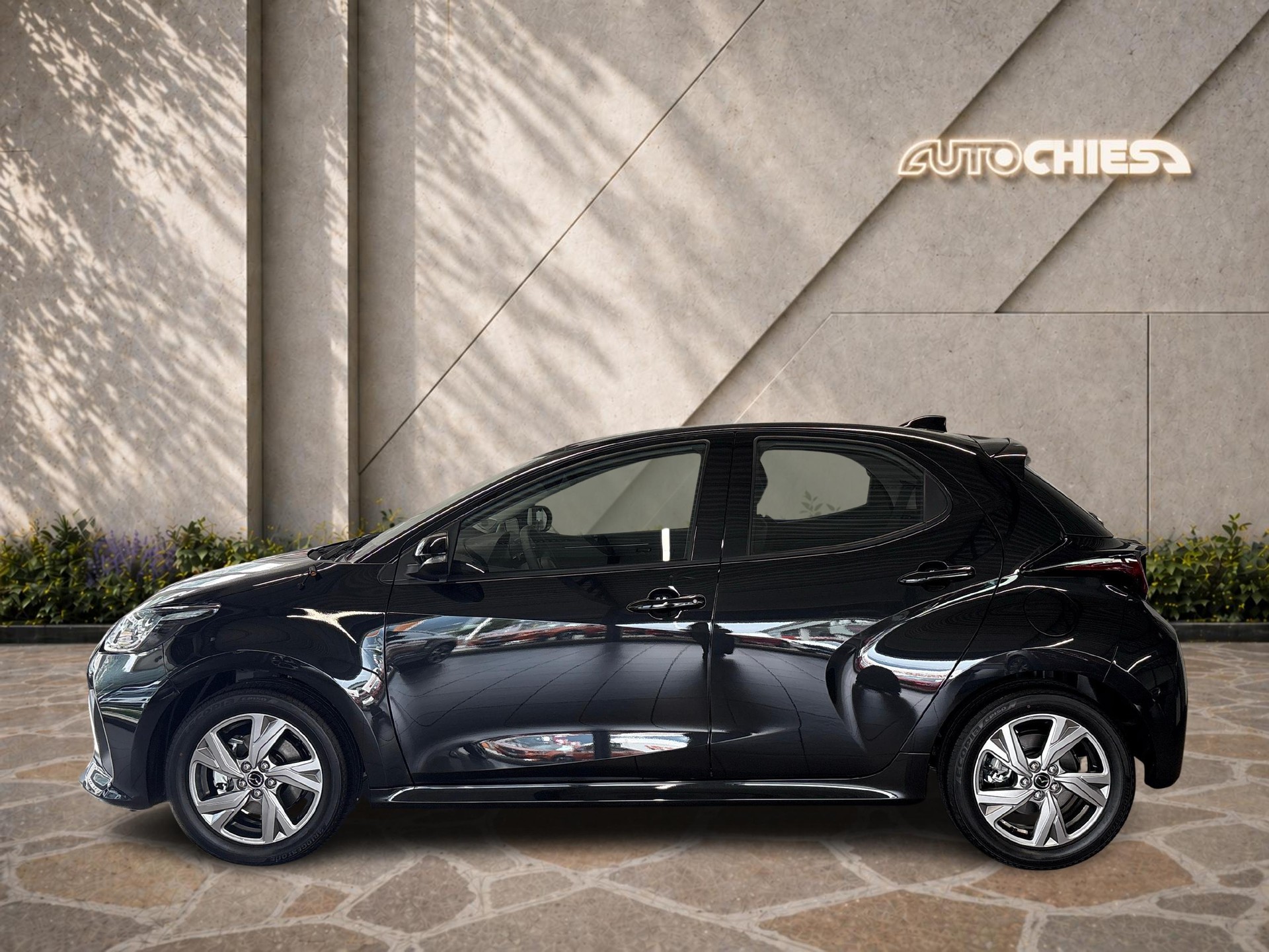 MAZDA 2 1.5 Hybrid Exclusive-Line-image-1