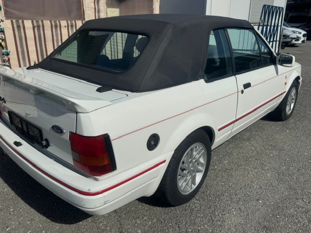FORD Escort 1600i Ghia-image-7