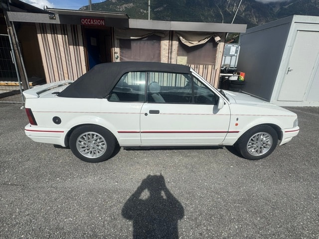 FORD Escort 1600i Ghia-image-6