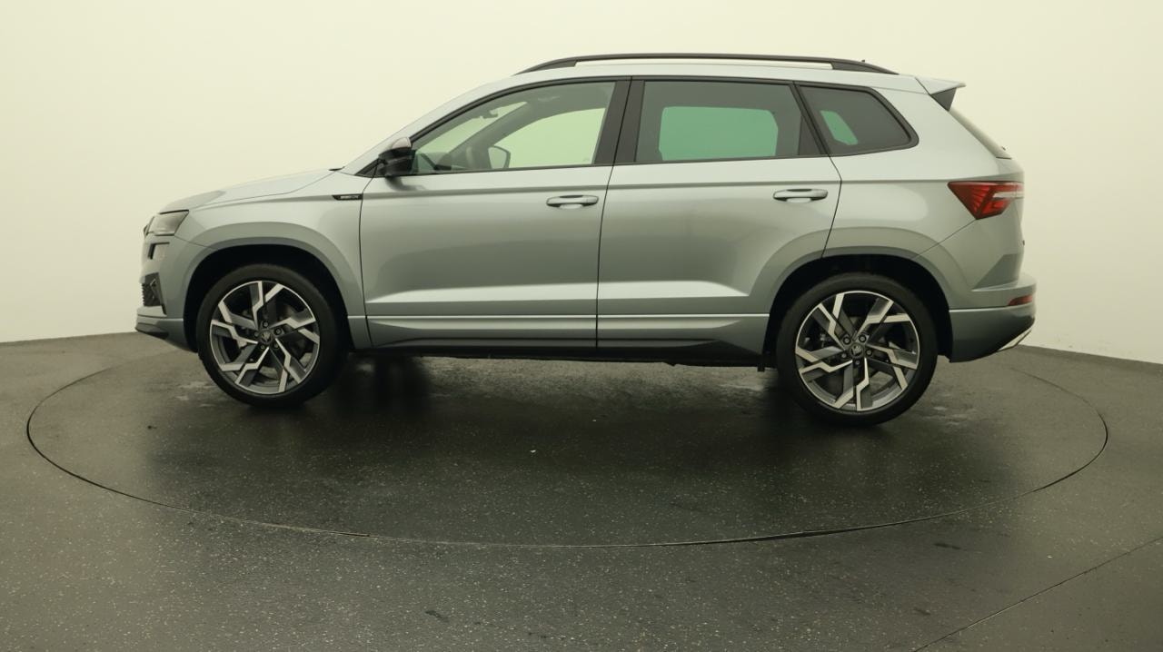 SKODA Karoq 2.0 TSI SportLine 4x4 DSG-image-1