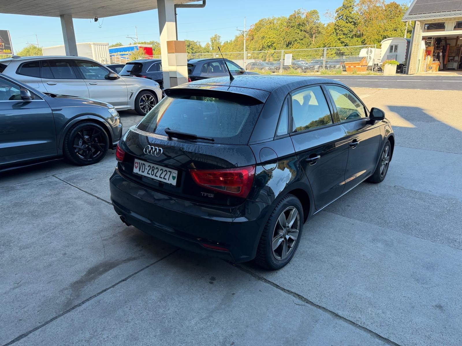 AUDI A1 Sportback 1.4 TFSI Sport S-tronic-image-2