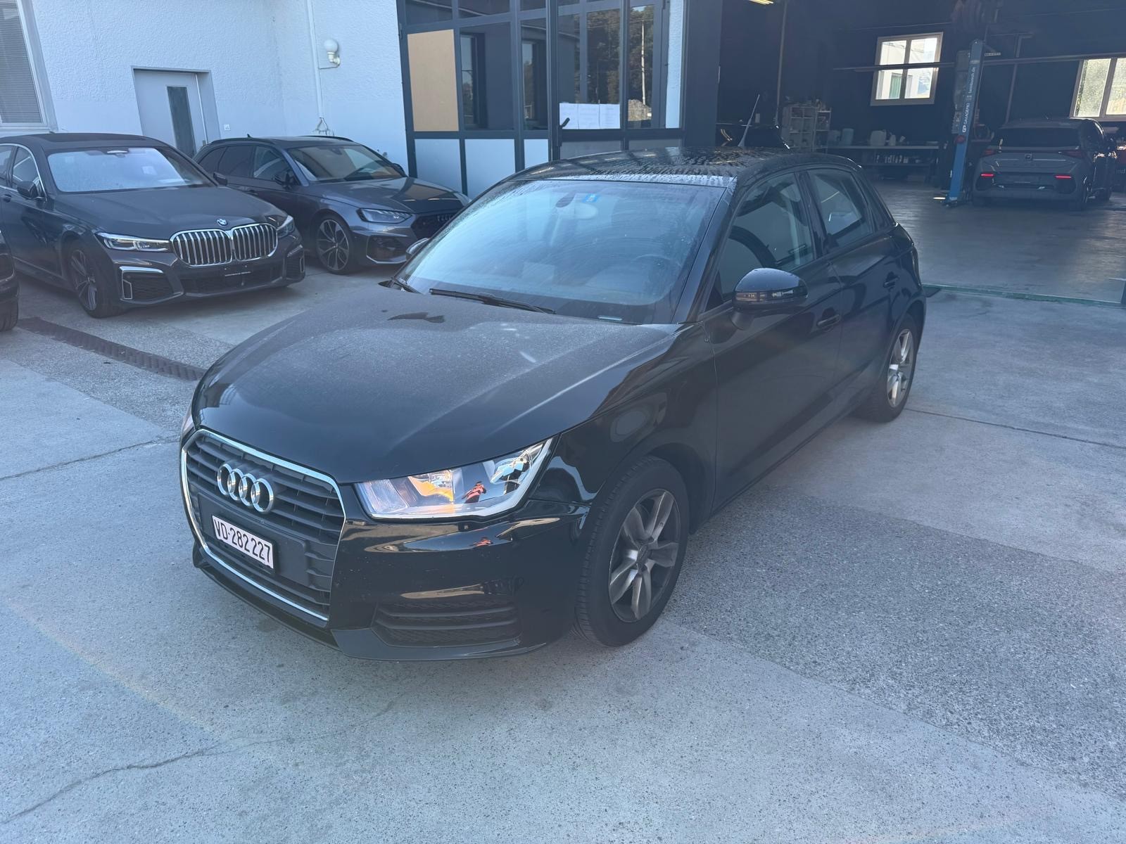 AUDI A1 Sportback 1.4 TFSI Sport S-tronic-image-0