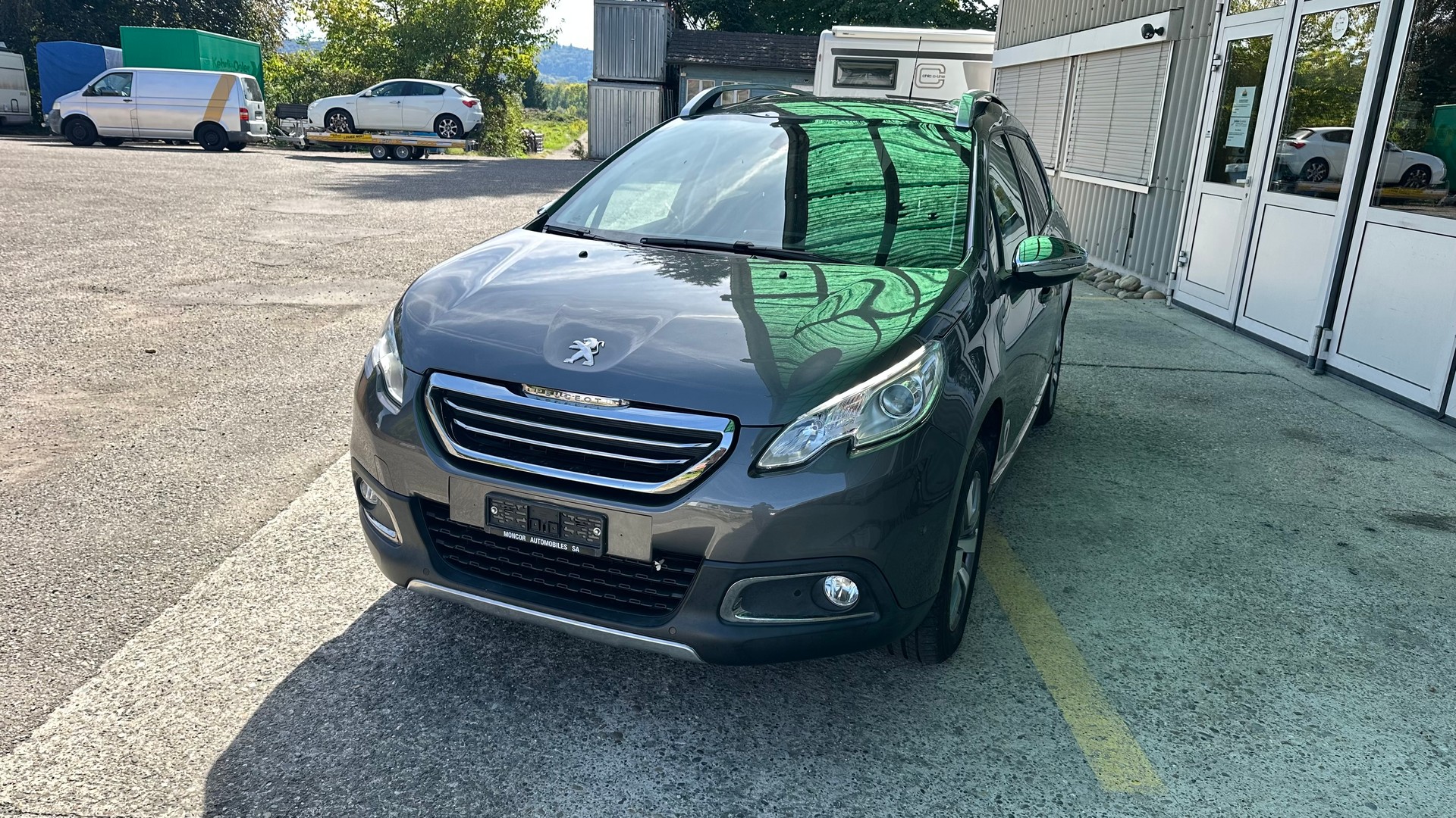 PEUGEOT 2008 1.2 PureTech Allure-image-0