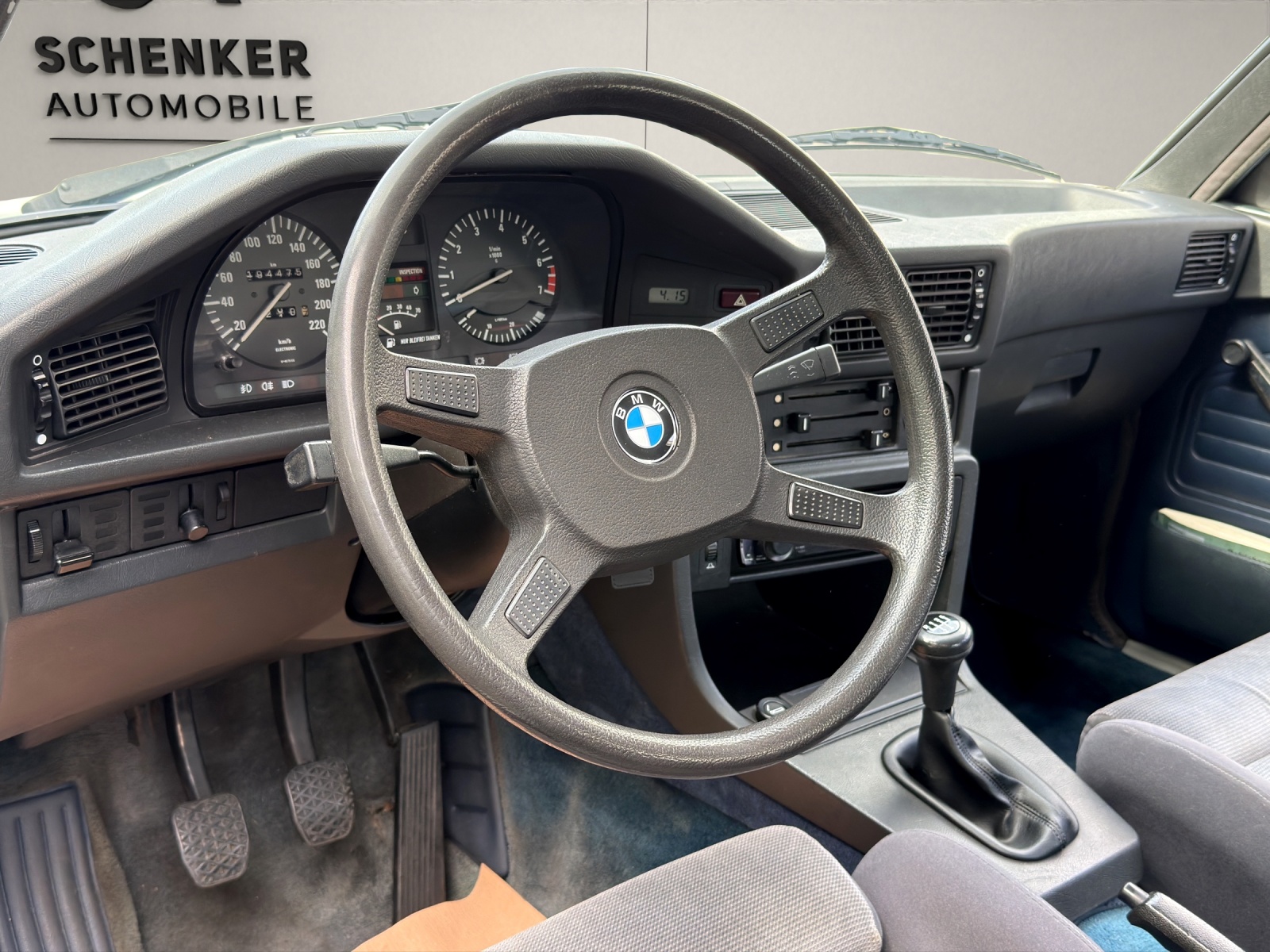 BMW BMW 520i E28-image-11