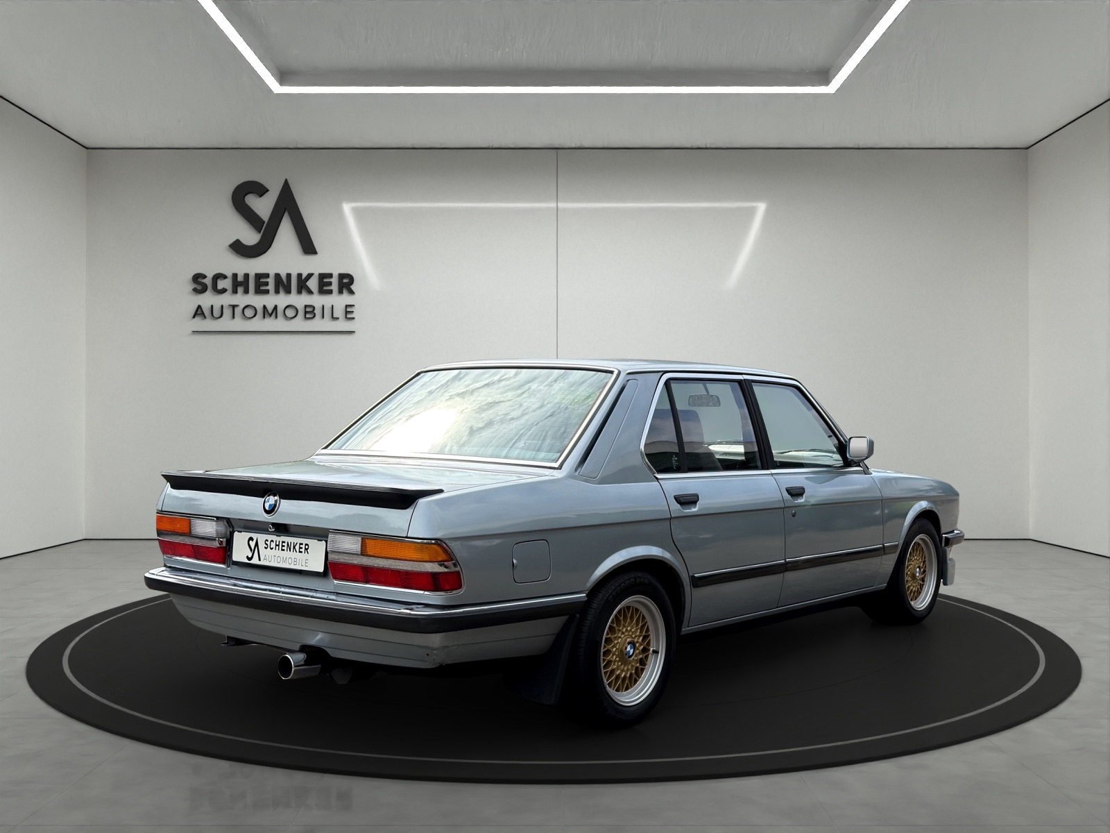 BMW BMW 520i E28-image-4