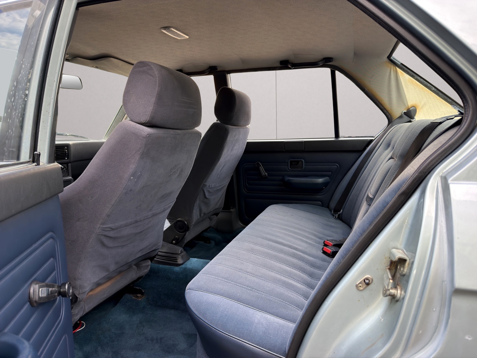 BMW BMW 520i E28-image-14