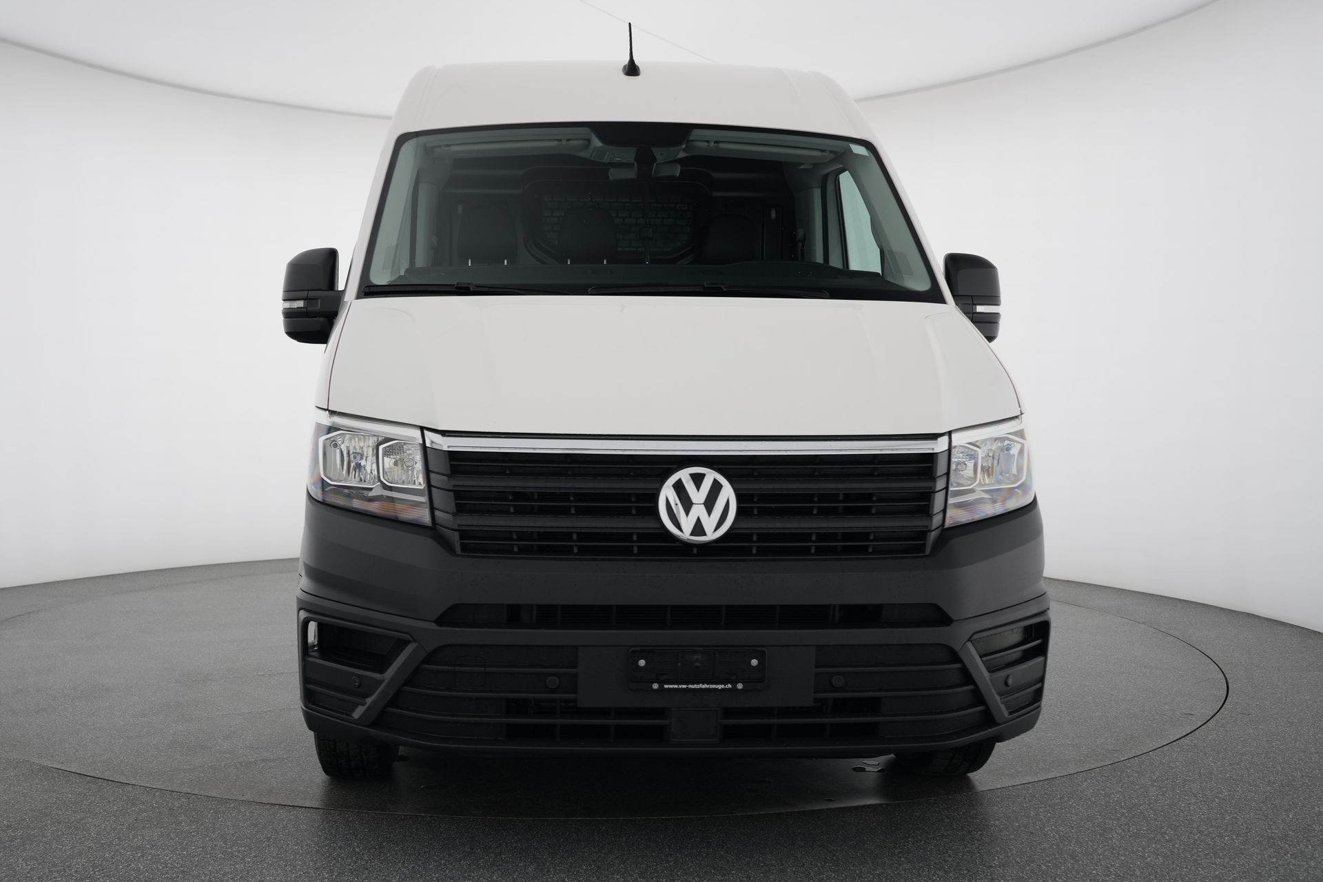 VW Crafter 35 2.0 TDI L4-image-3