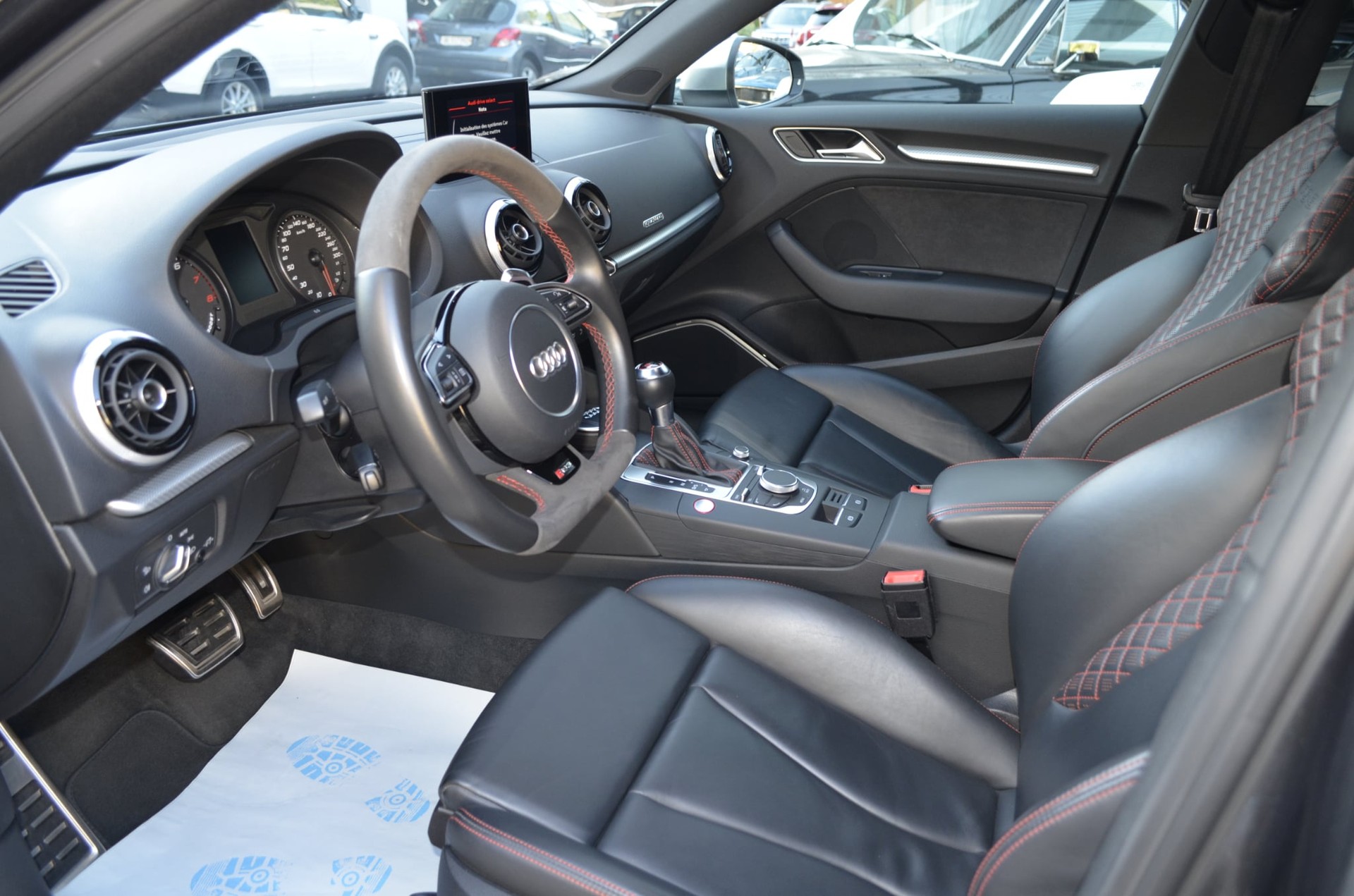 AUDI RS3 2.5 TSI quattro S-tronic-image-6