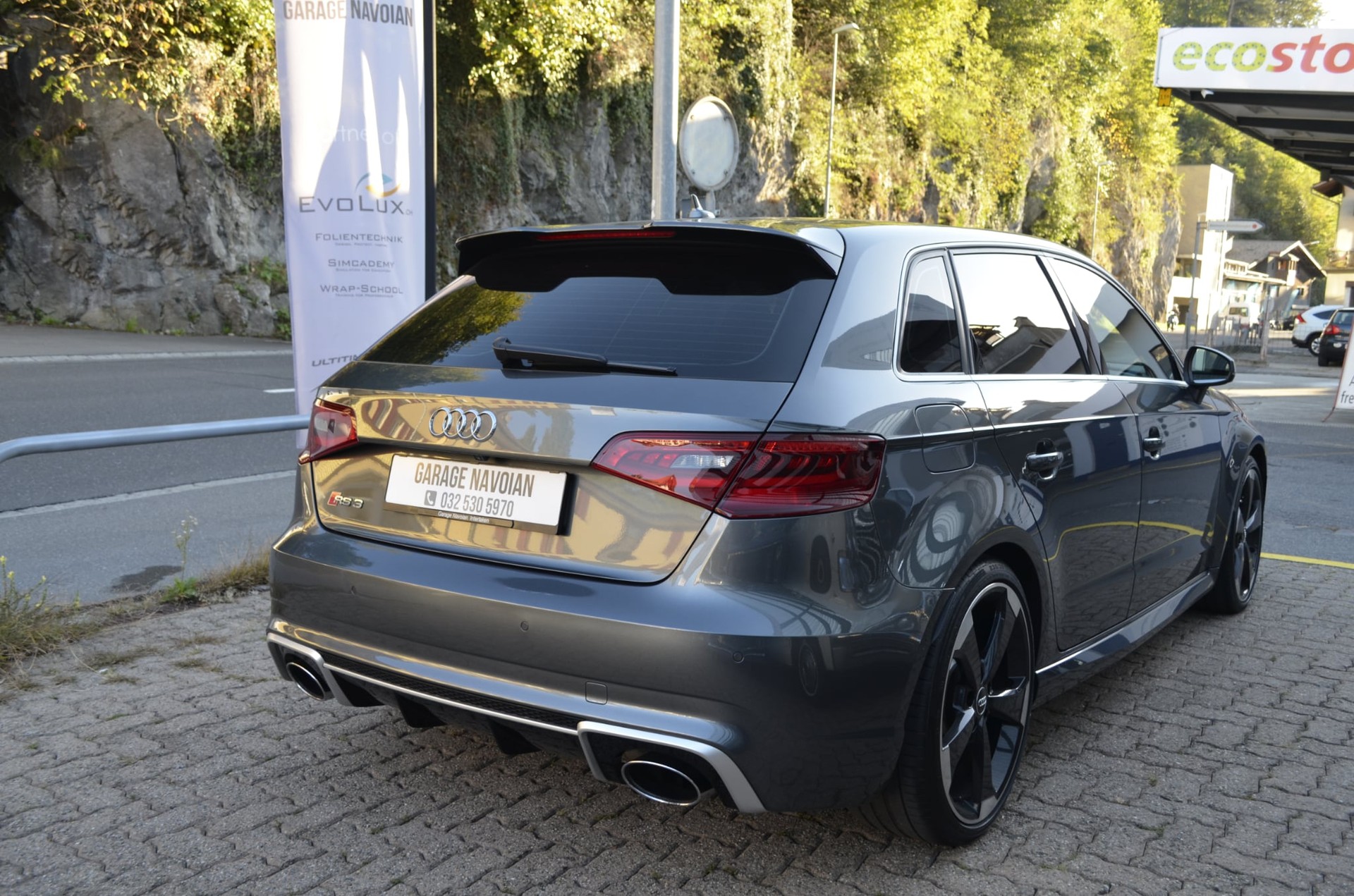 AUDI RS3 2.5 TSI quattro S-tronic-image-3