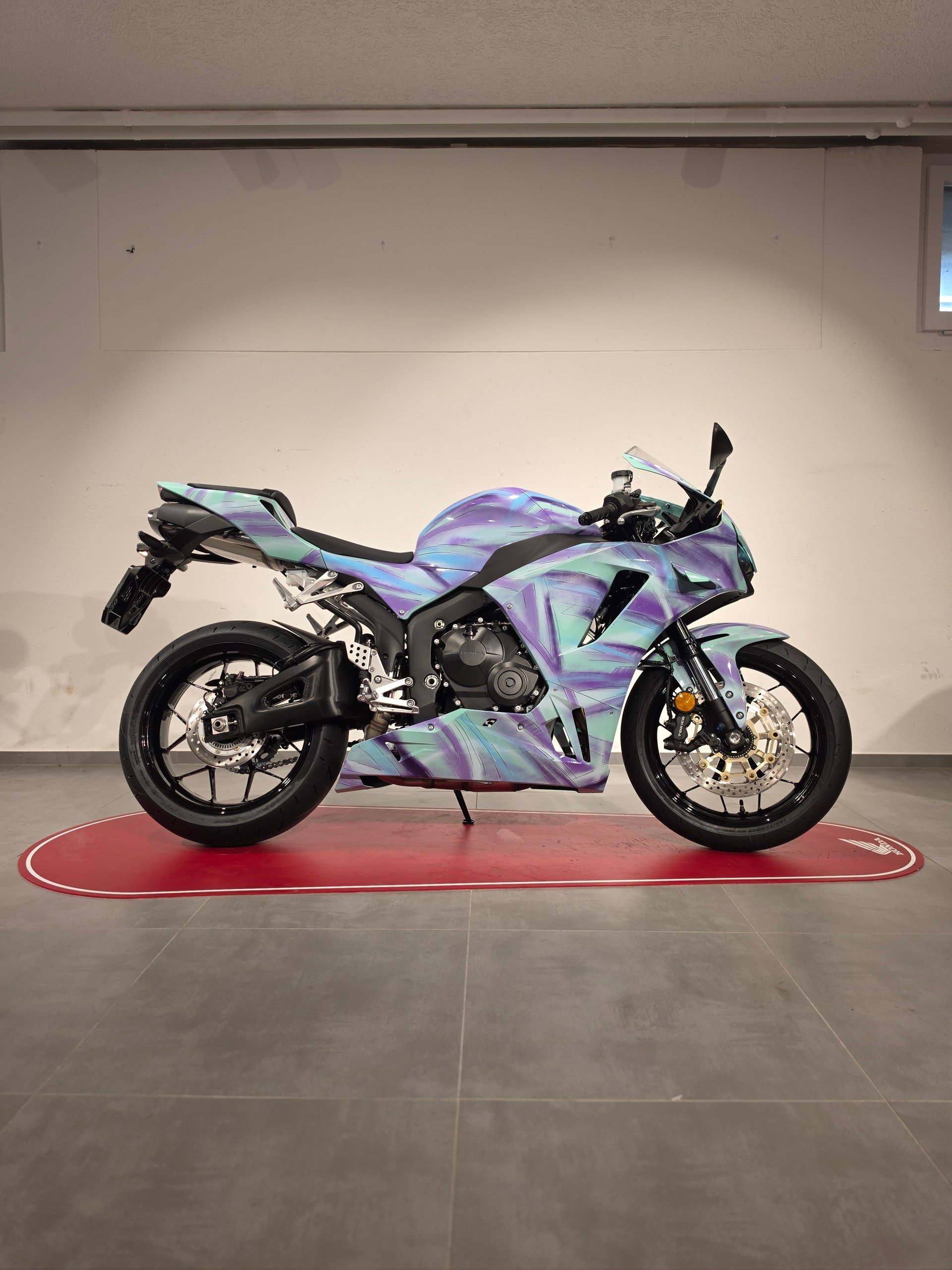 HONDA CBR 600 RR