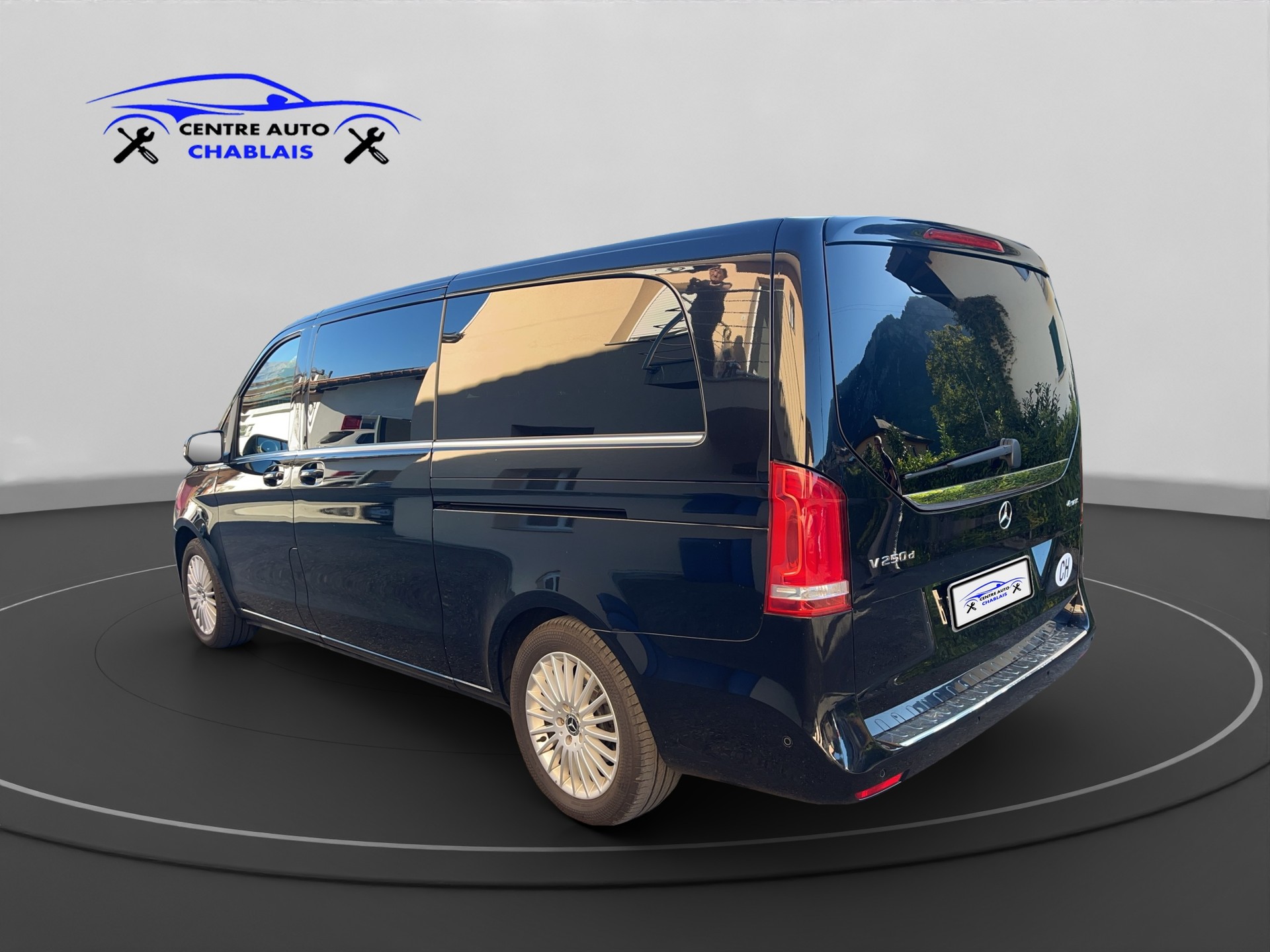 MERCEDES-BENZ V 250 d Avantgarde ex-lang 4Matic 7G-Tronic-image-5
