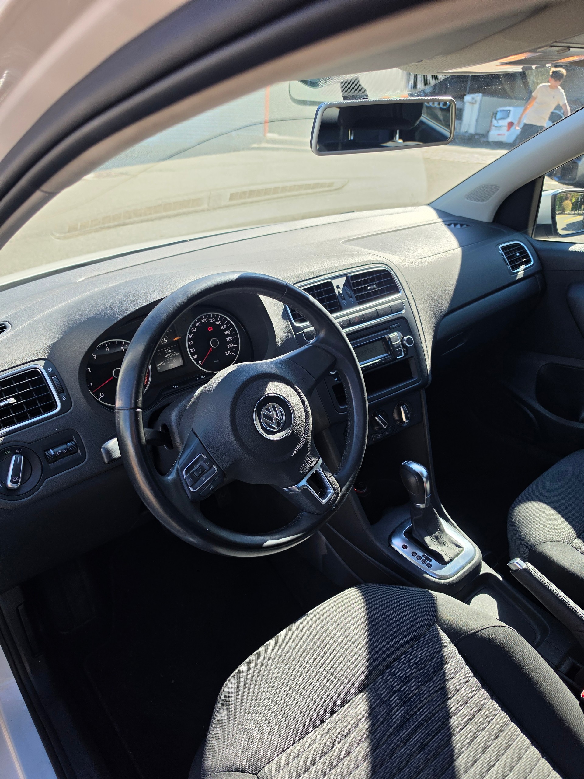 VW Polo 1.2 TSI Trendline DSG-image-7