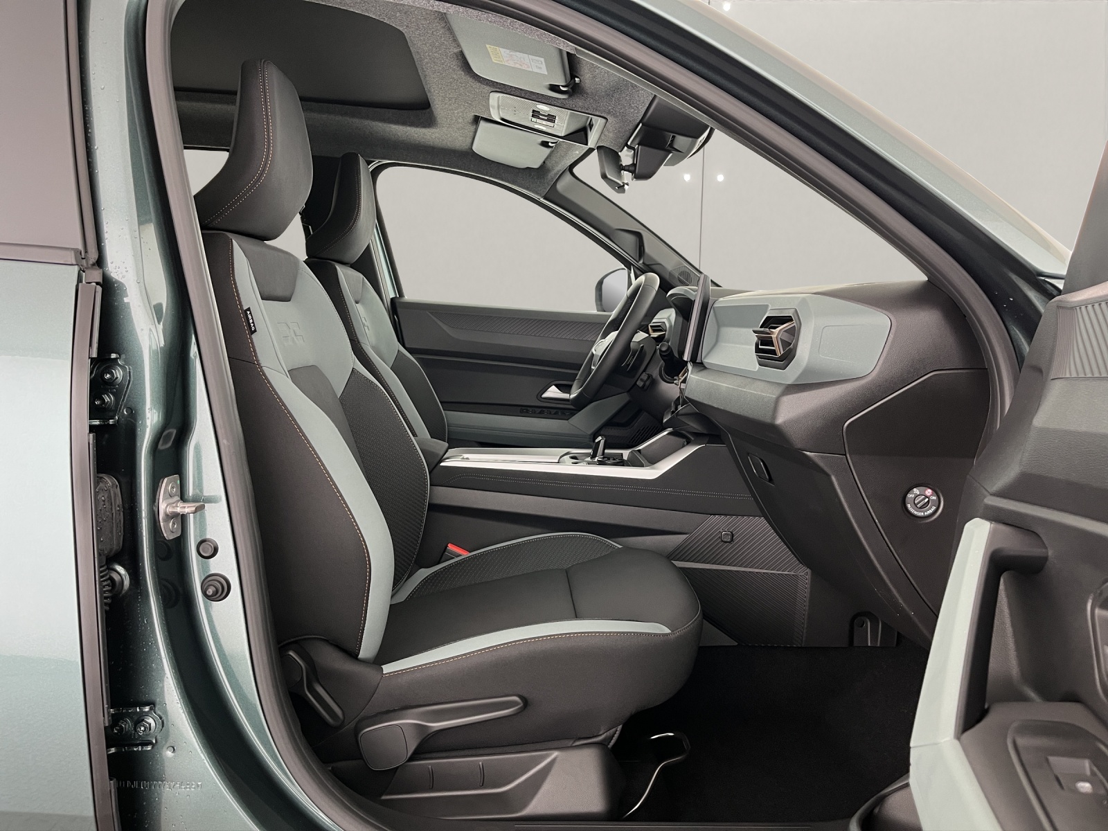 DACIA Bigster 1.2 Hybrid Extreme 4WD-image-15
