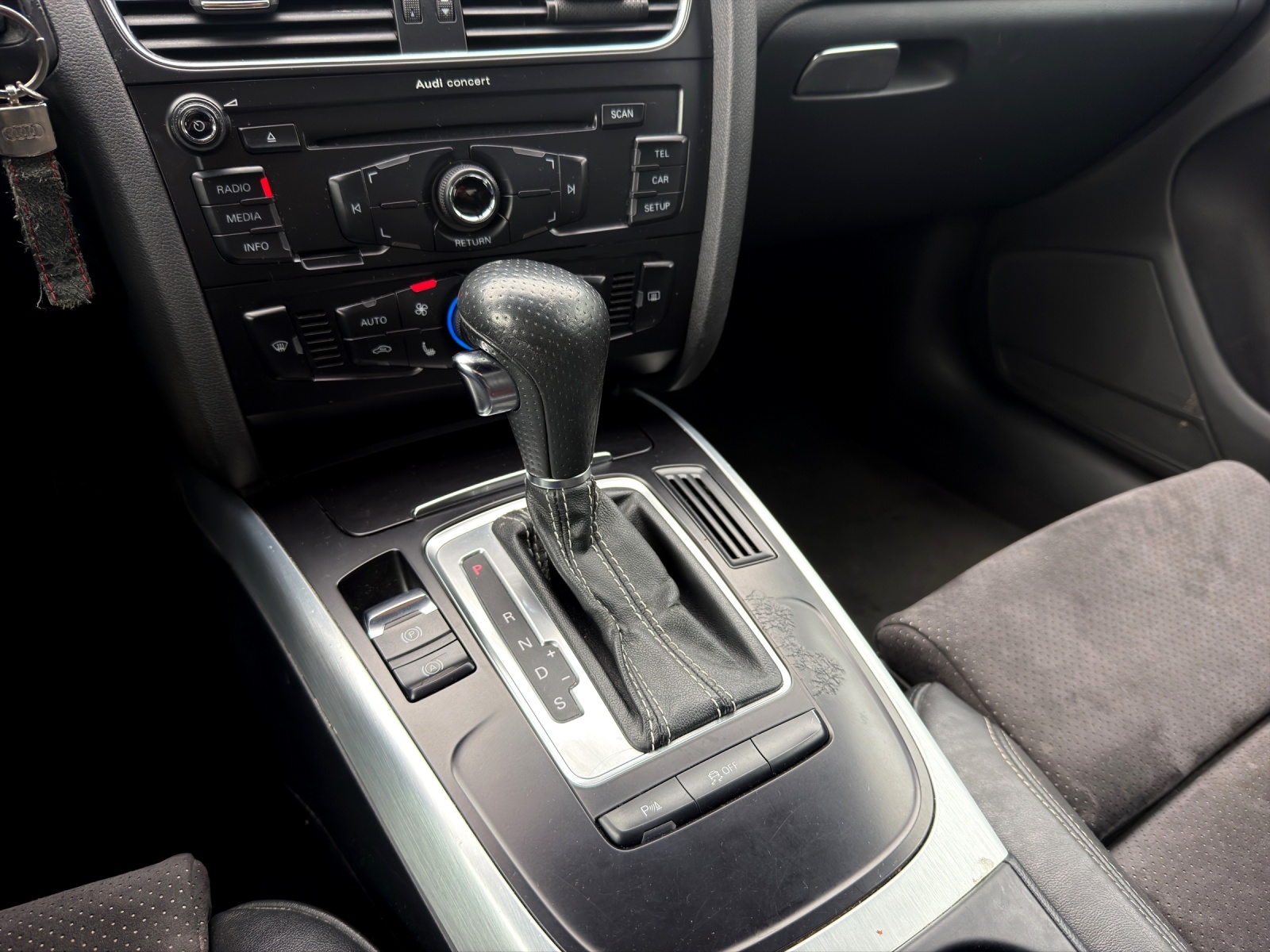 AUDI A5 Sportback 2.0 TFSI quattro S-tronic-image-17