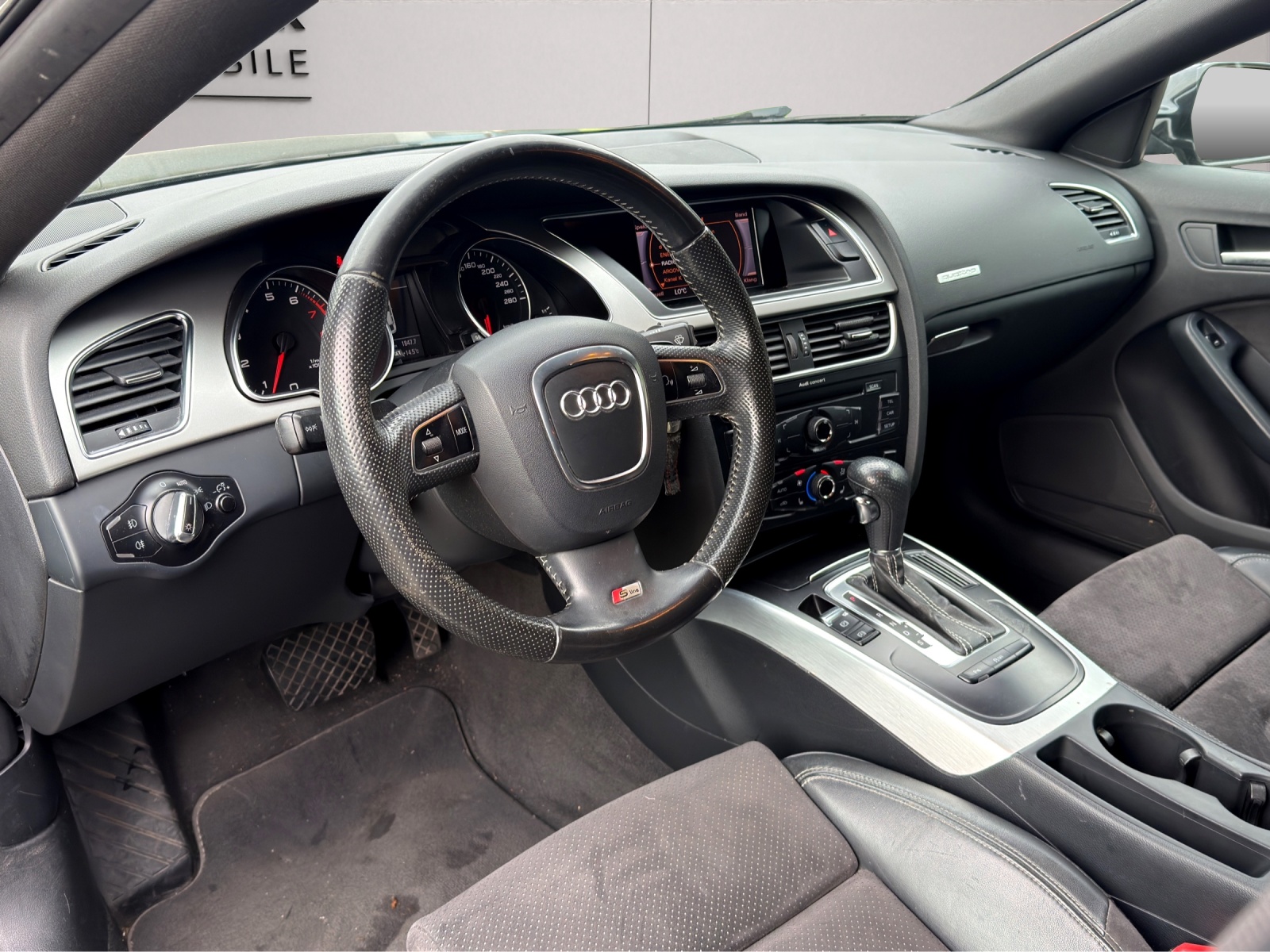 AUDI A5 Sportback 2.0 TFSI quattro S-tronic-image-10