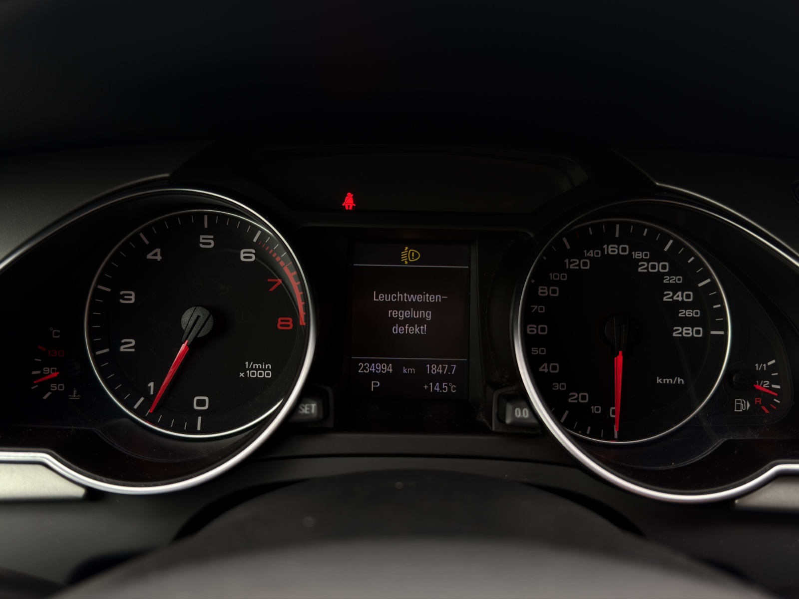 AUDI A5 Sportback 2.0 TFSI quattro S-tronic-image-16