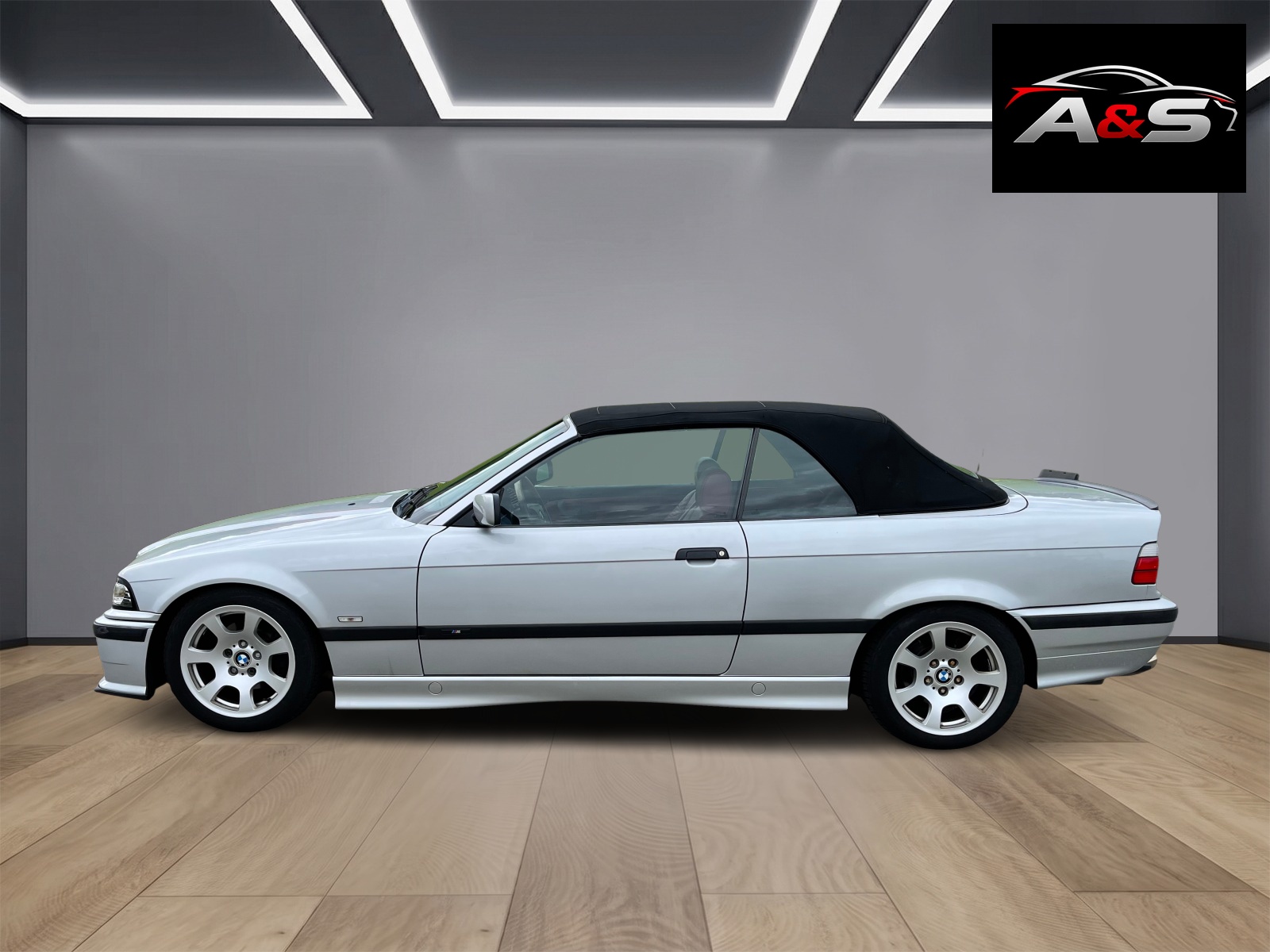 BMW 318i Cabrio Sport-showroom-element-2